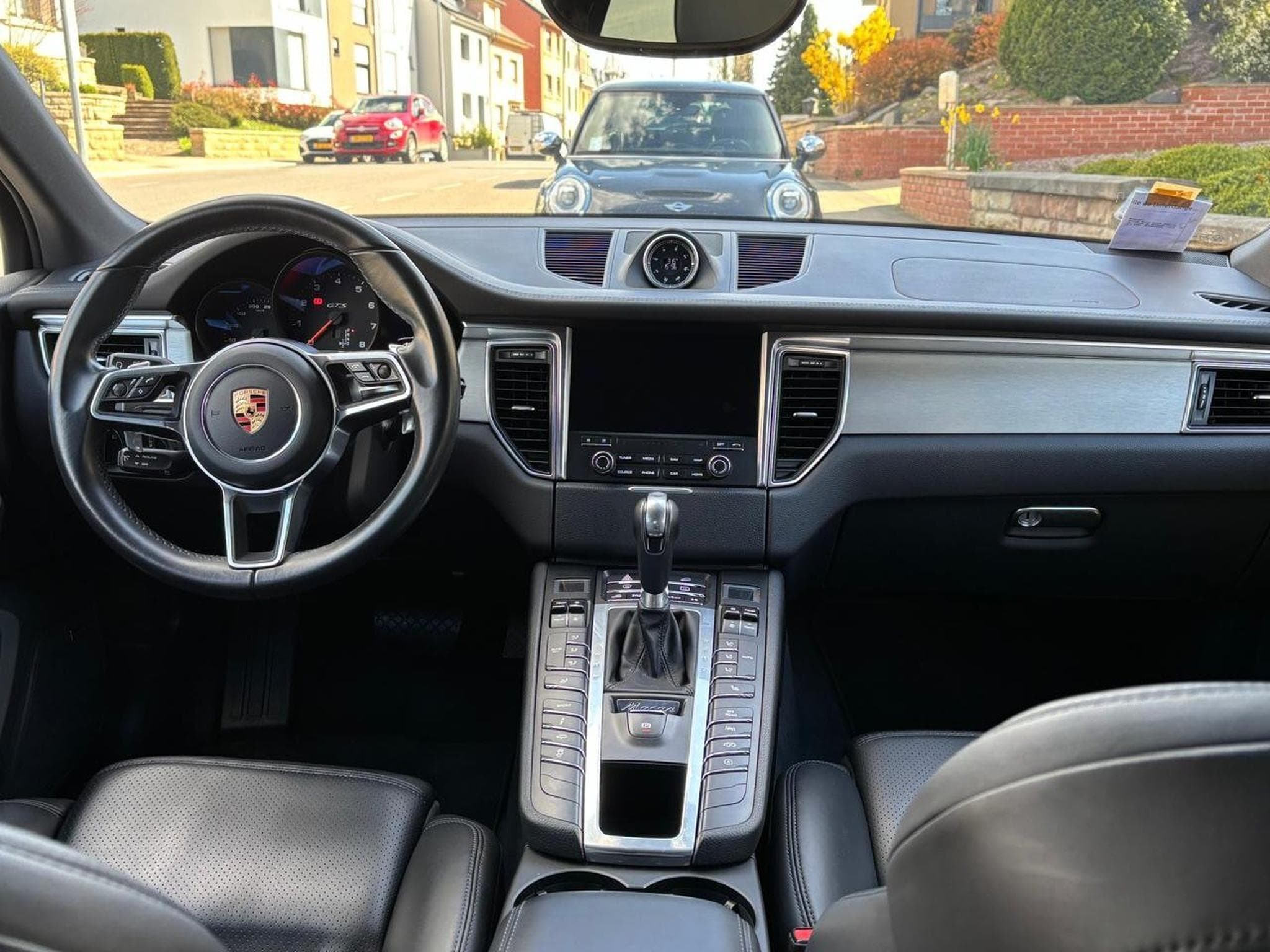 Porsche Macan GTS (2017) - Photo 9