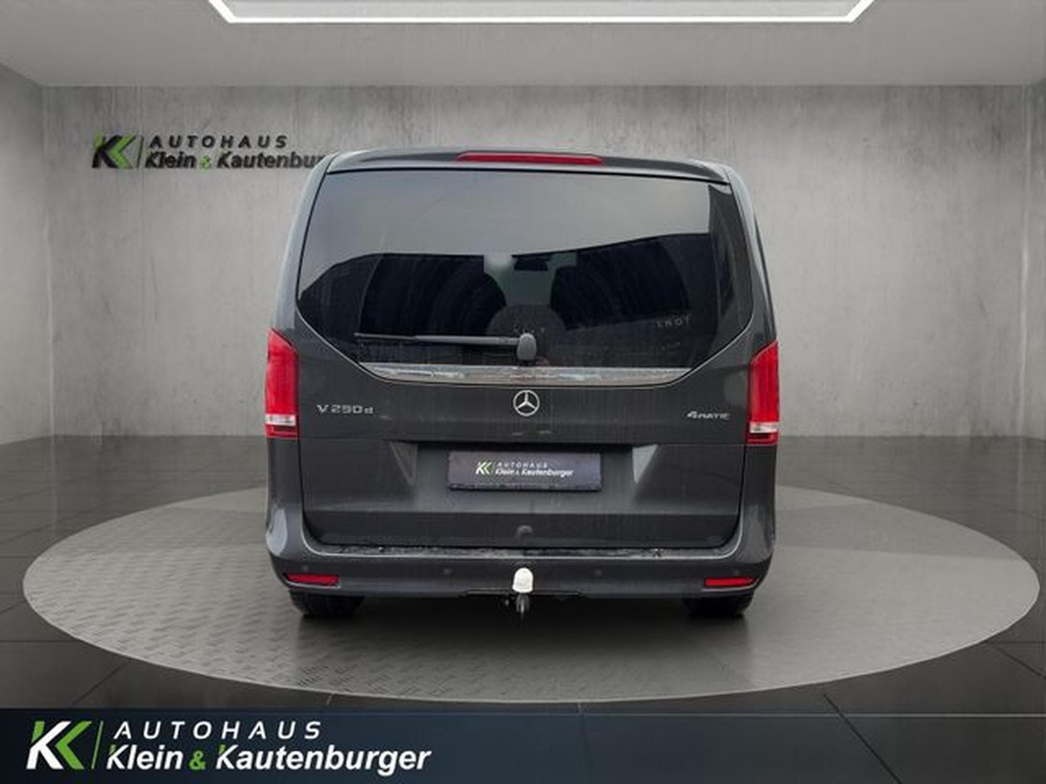 Mercedes V V 250 d AMG Edition 4M kompakt+NIGHT+LEDER+TISCH (2021) - Photo 6