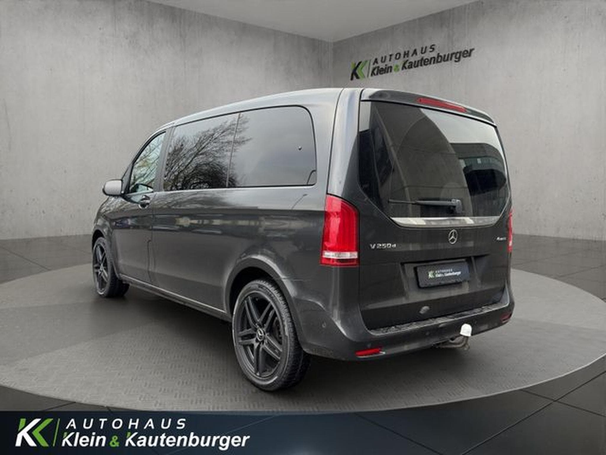 Mercedes V V 250 d AMG Edition 4M kompakt+NIGHT+LEDER+TISCH (2021) - Photo 7