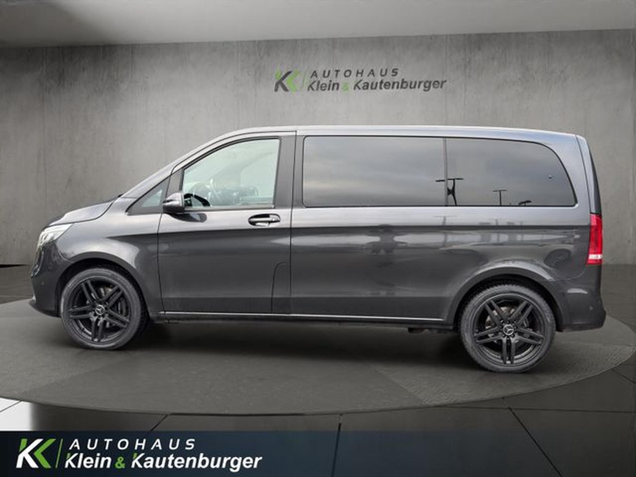 Mercedes V V 250 d AMG Edition 4M kompakt+NIGHT+LEDER+TISCH (2021) - Photo 8