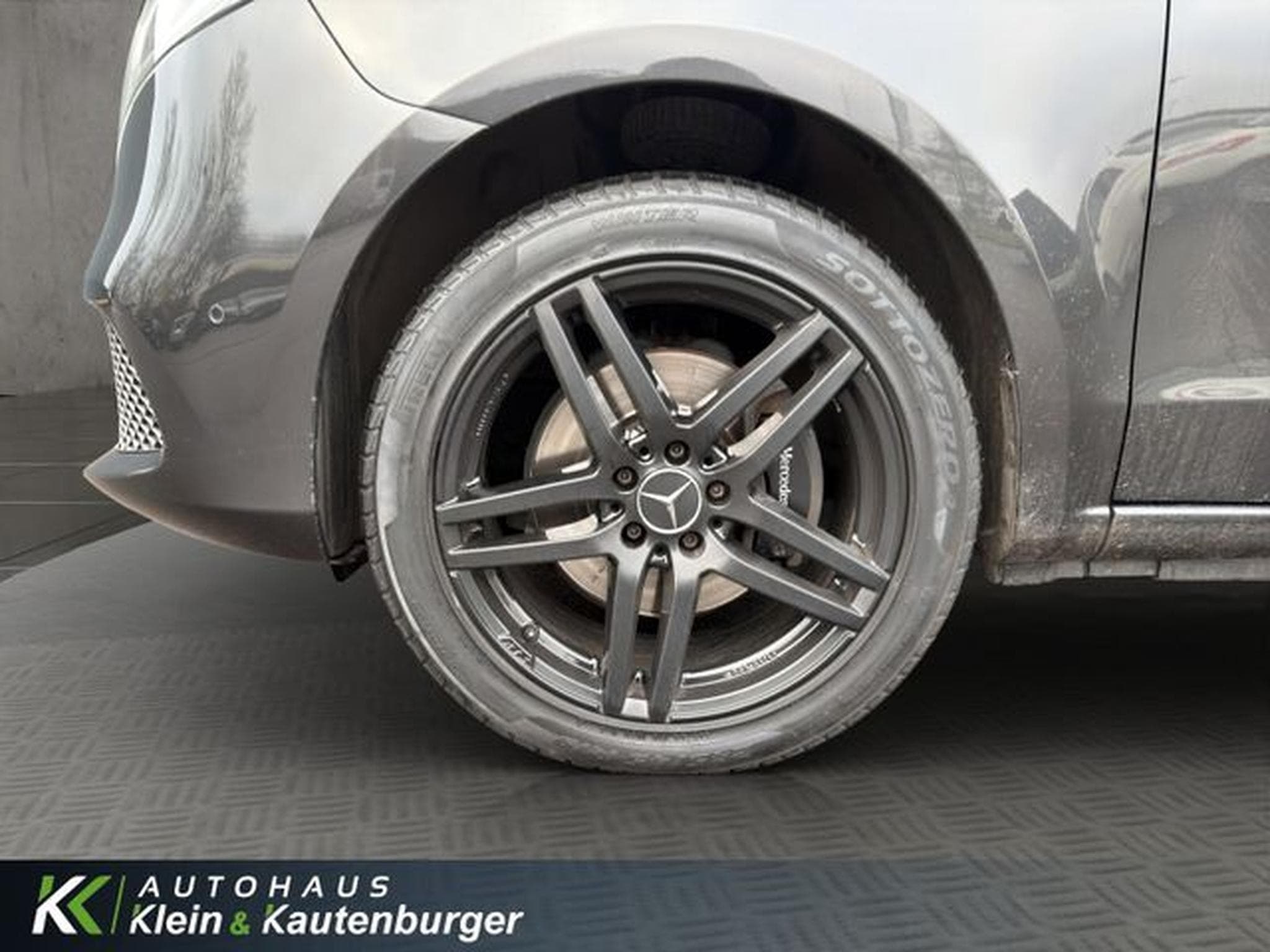 Mercedes V V 250 d AMG Edition 4M kompakt+NIGHT+LEDER+TISCH (2021) - Photo 9