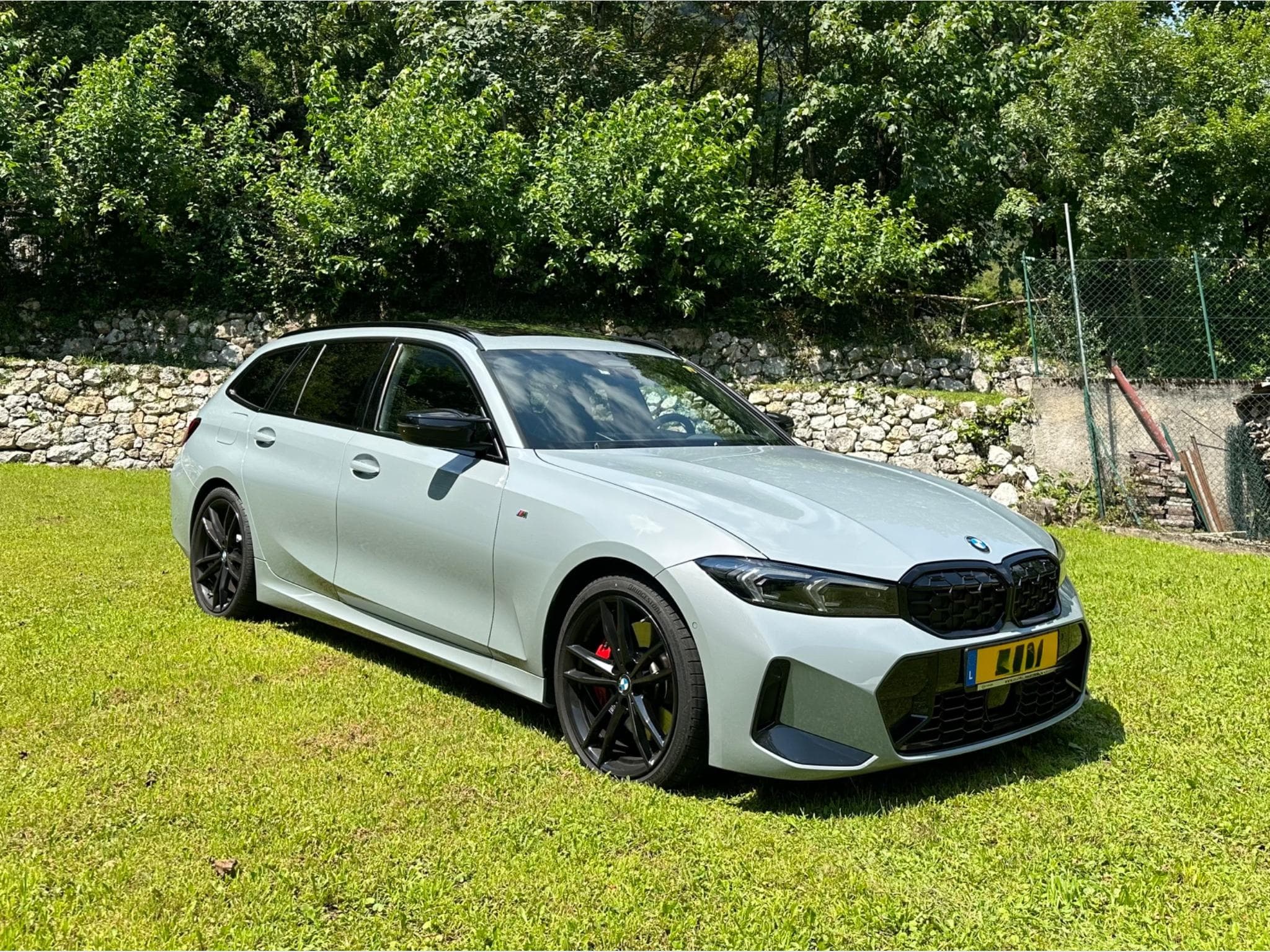 BMW M340d Touring Xdrive (2022) - Photo 2