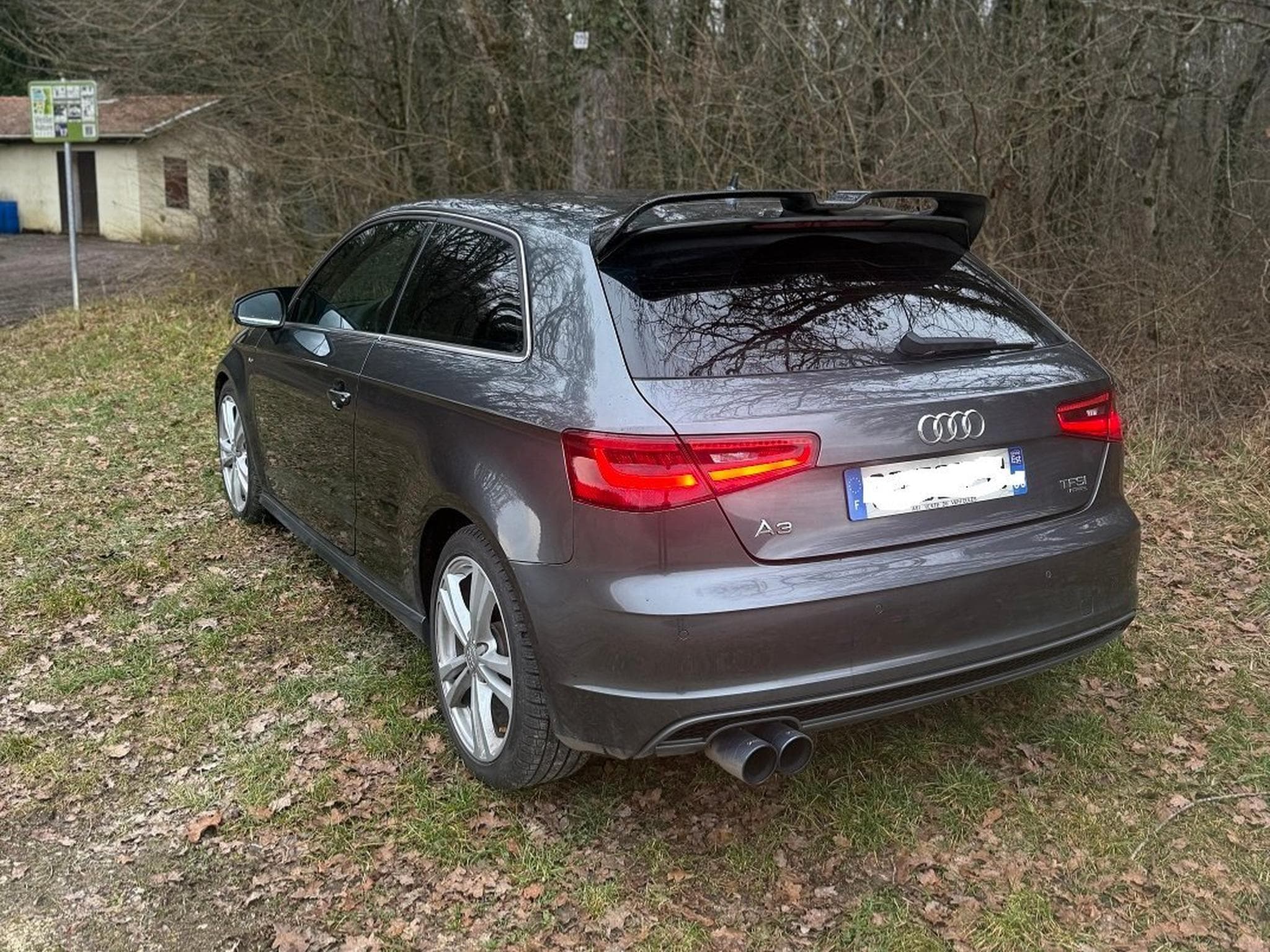Audi A3 1.8 TFSI S tronic quattro S line (2013) - Photo 2