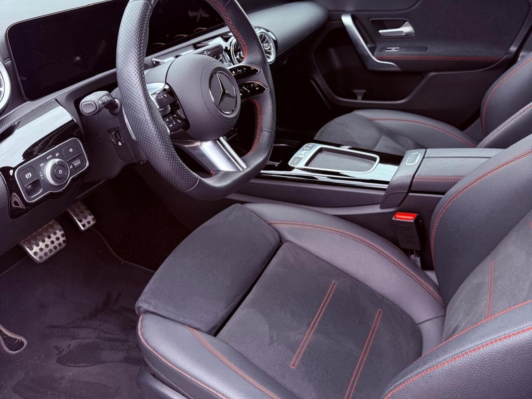 Mercedes Classe A AMG Line (2024) - Foto 9