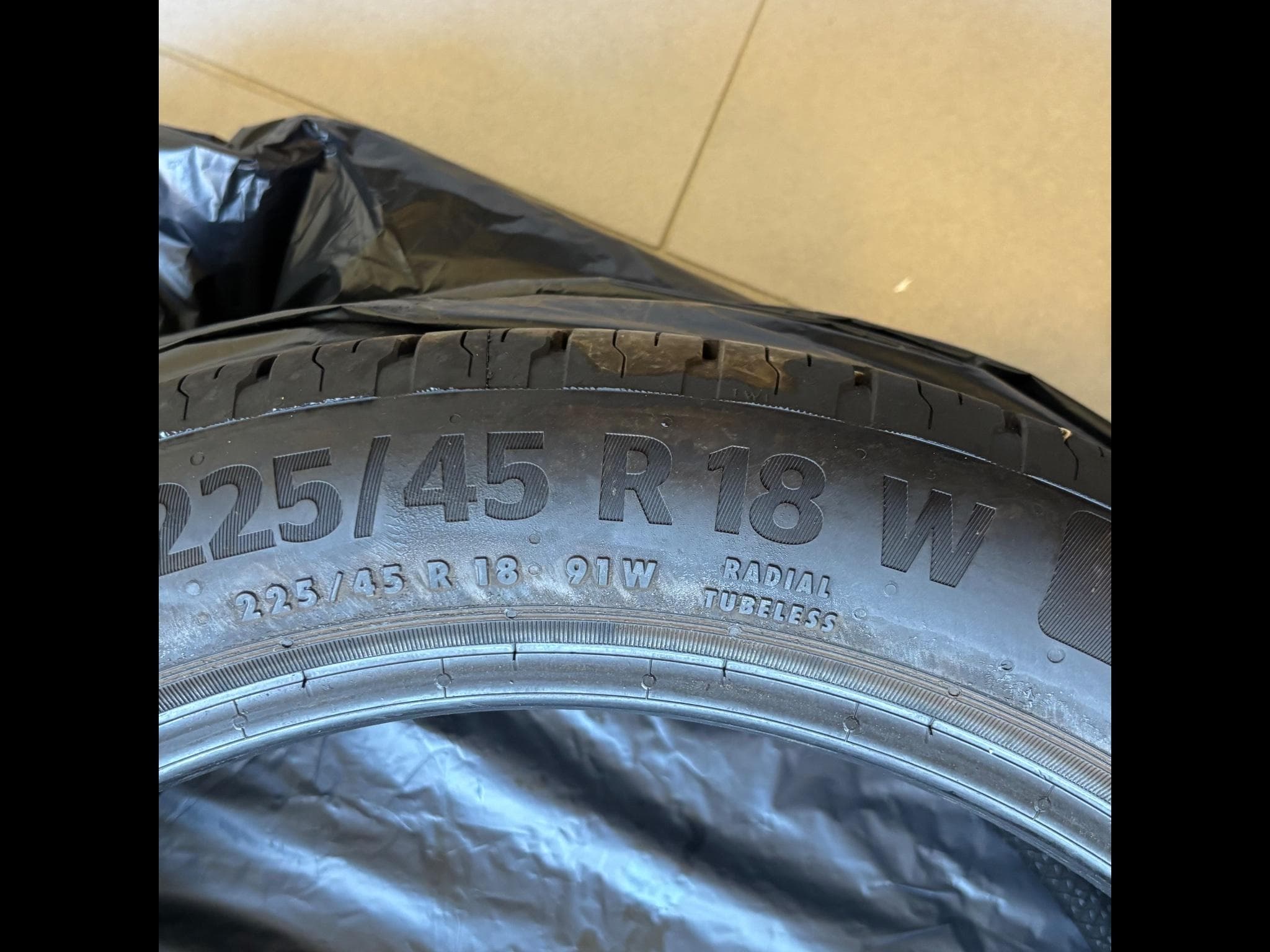 pneus – 18 - Foto 3