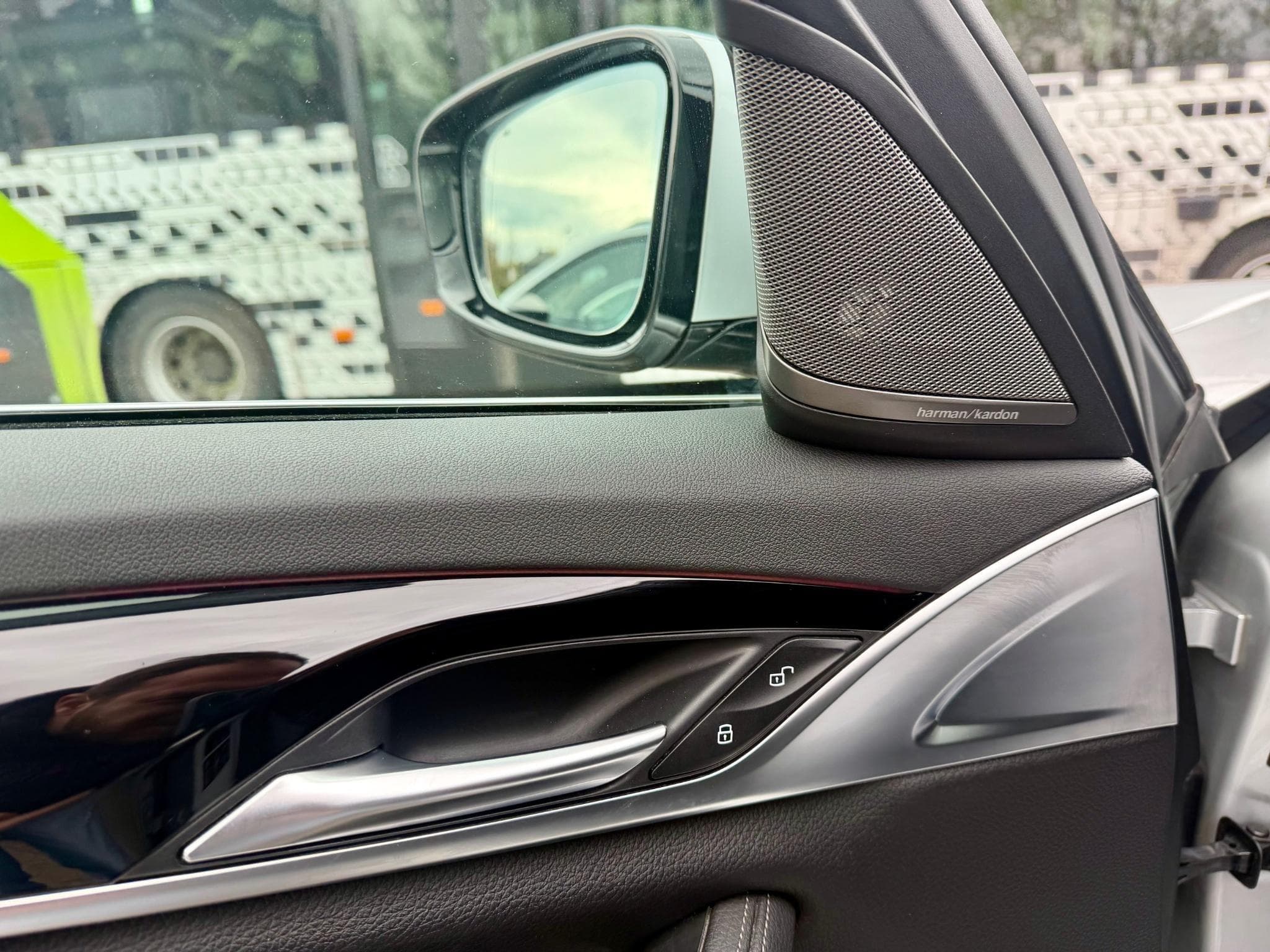 BMW 520 d xDrive Touring Sport Line HEAD-UP/CAM/HARMANN (2017) - Photo 15