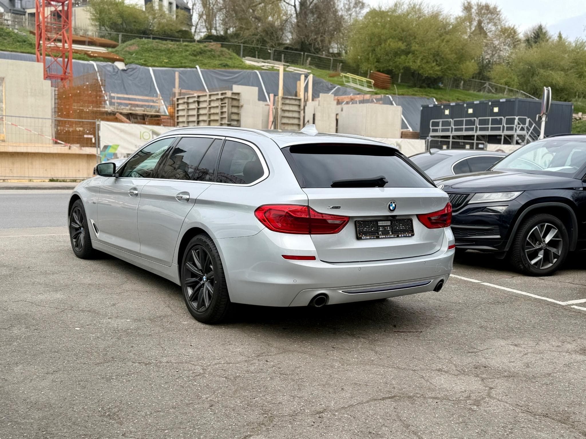 BMW 520 d xDrive Touring Sport Line HEAD-UP/CAM/HARMANN (2017) - Photo 4