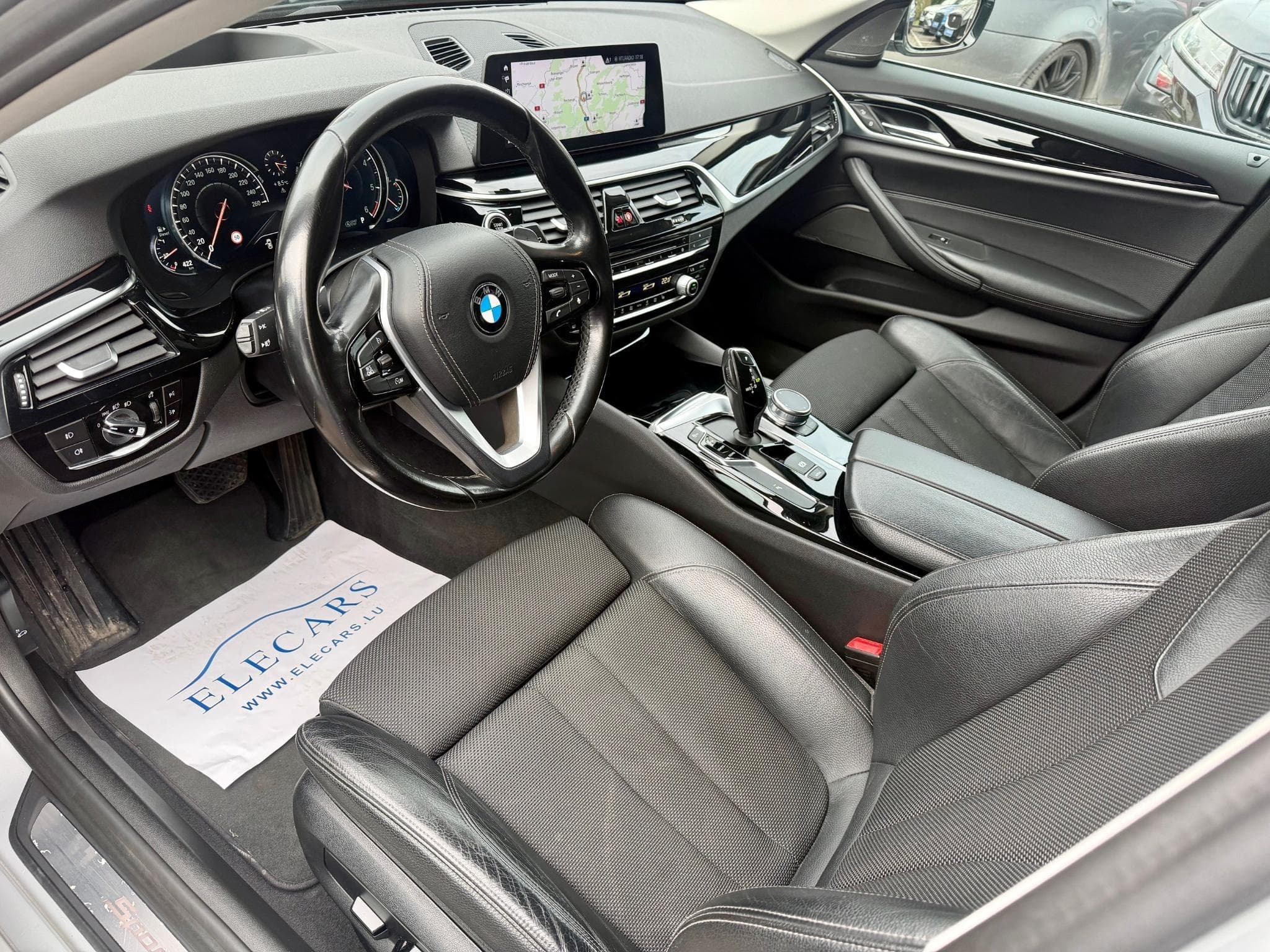 BMW 520 d xDrive Touring Sport Line HEAD-UP/CAM/HARMANN (2017) - Photo 7