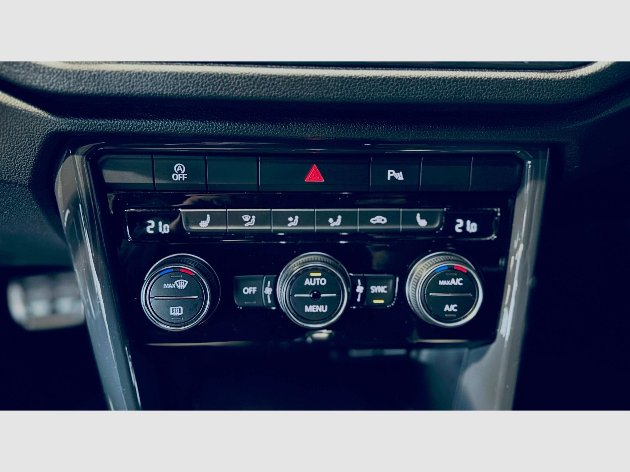 VW T-Roc T-ROC TSI 4MOTION DSG (2020) - Foto 11