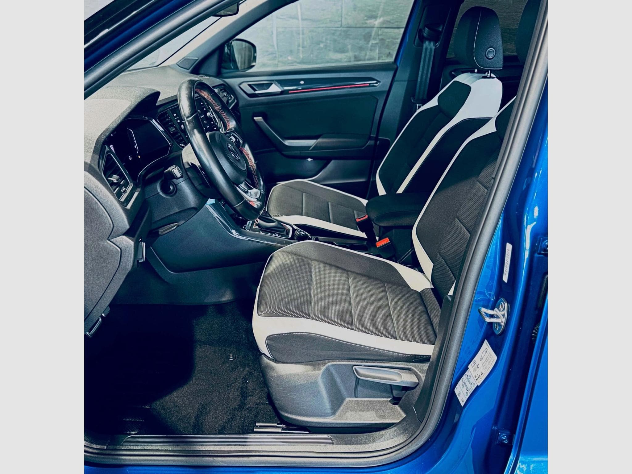 VW T-Roc T-ROC TSI 4MOTION DSG (2020) - Foto 6