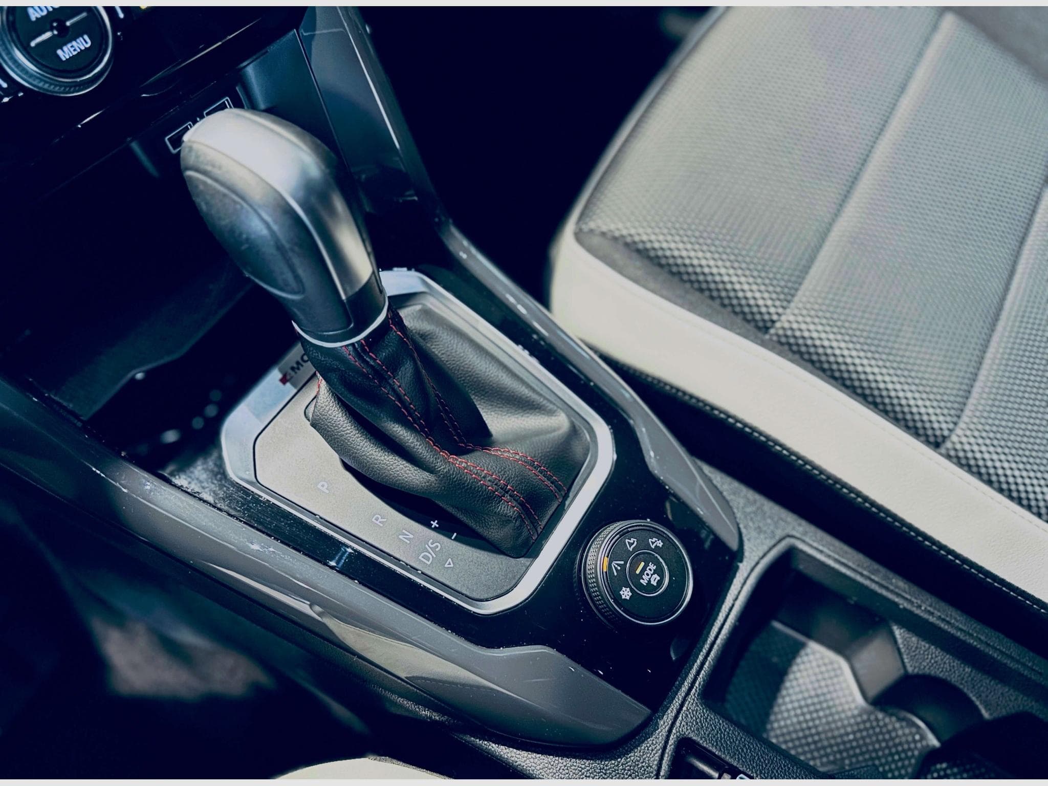 VW T-Roc T-ROC TSI 4MOTION DSG (2020) - Foto 10