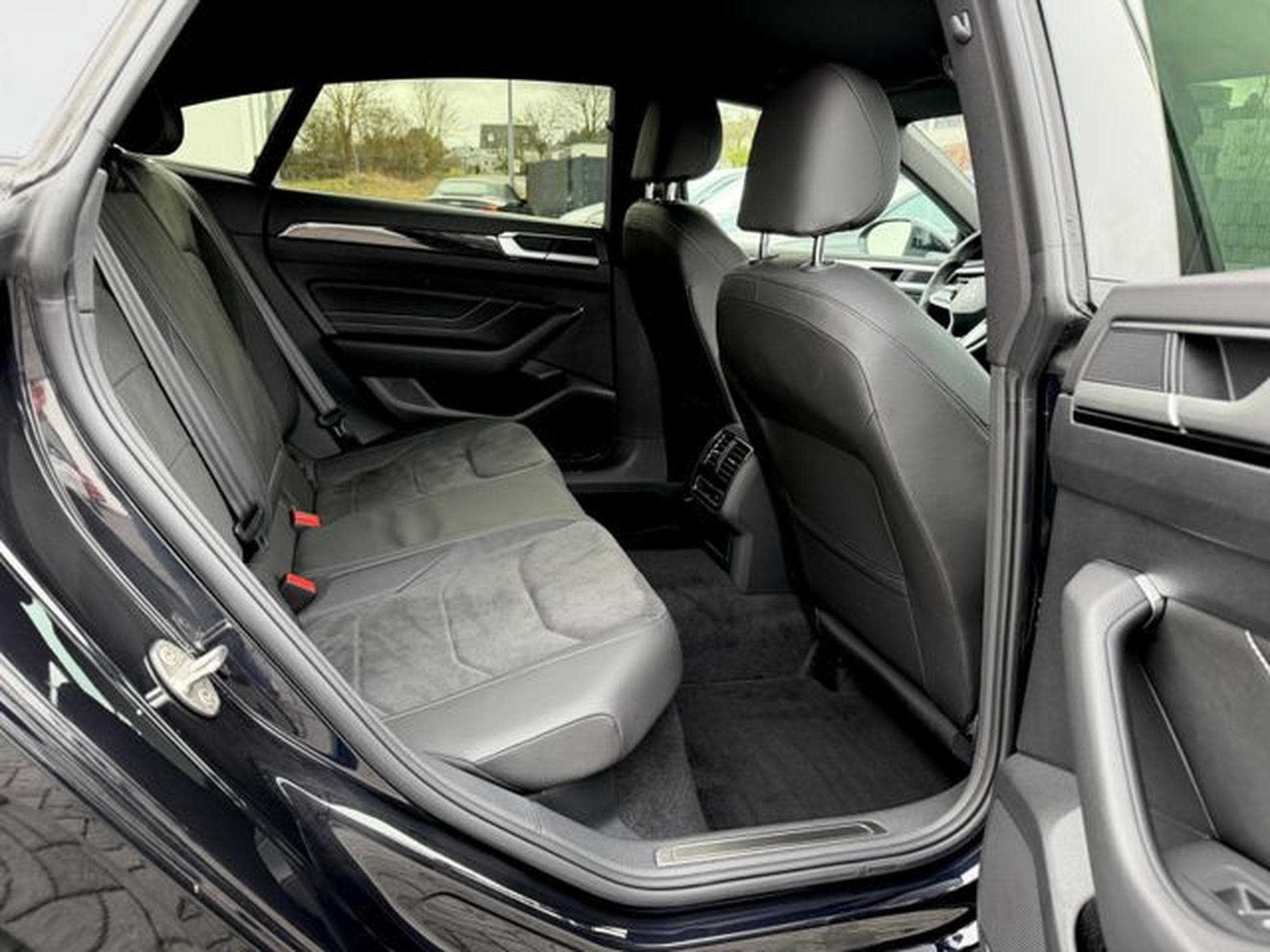 VW Arteon Arteon R line 2.0 TSI DSG 4Motion /LED/ACC/CAM (2021) - Photo 14