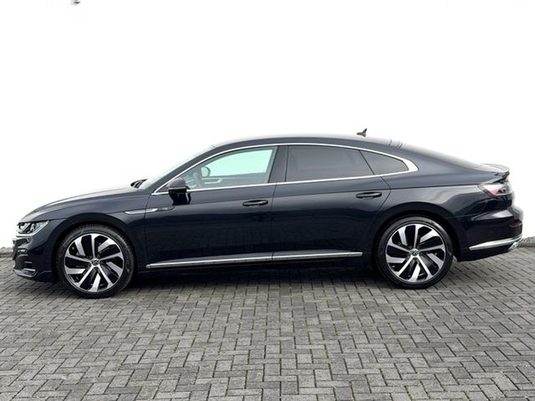 VW Arteon Arteon R line 2.0 TSI DSG 4Motion /LED/ACC/CAM (2021) - Photo 8