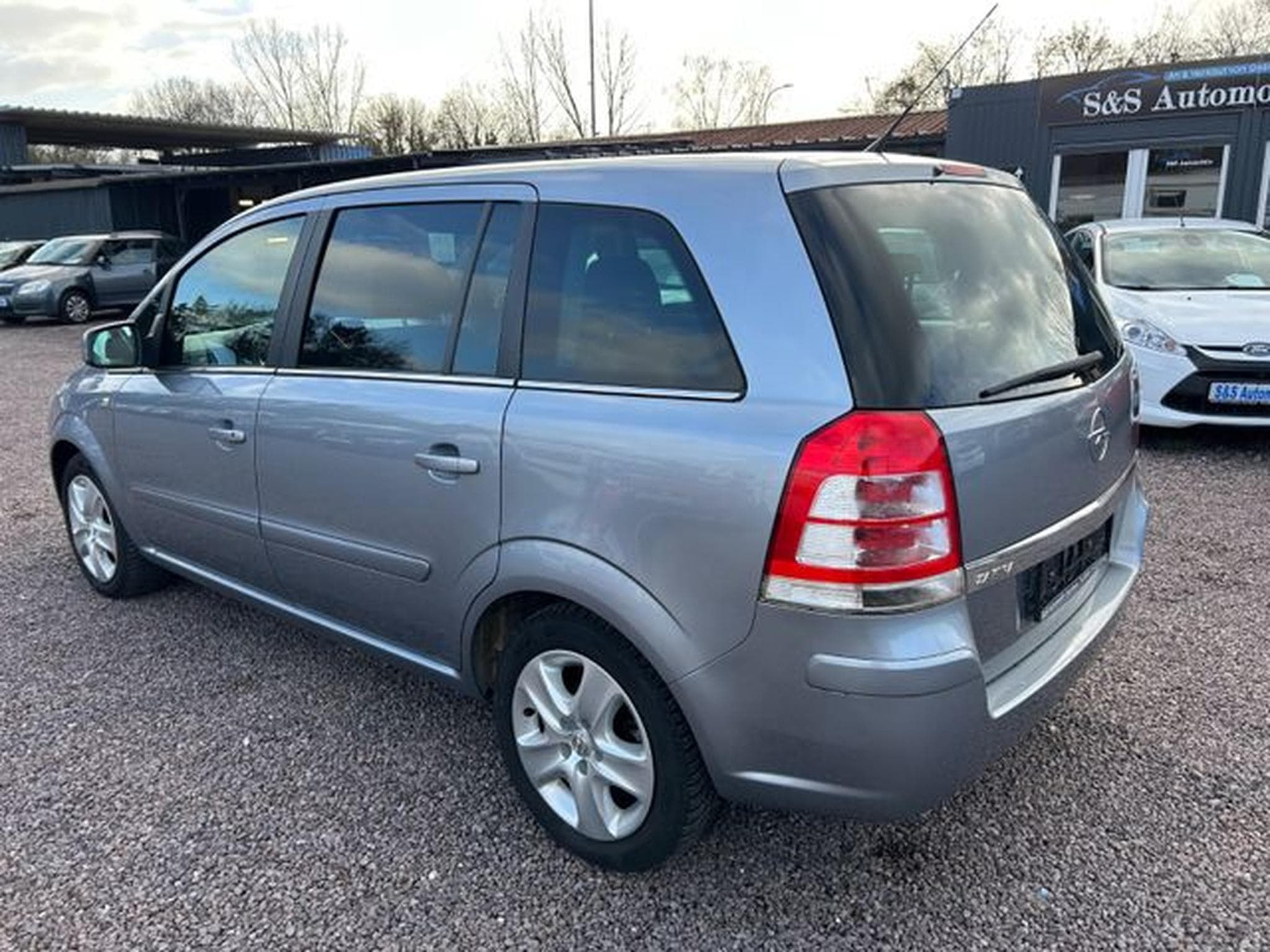 Opel Zafira Zafira B Edition "111 Jahre" *7-Sitzer*Tempomat* (2010) - Photo 6