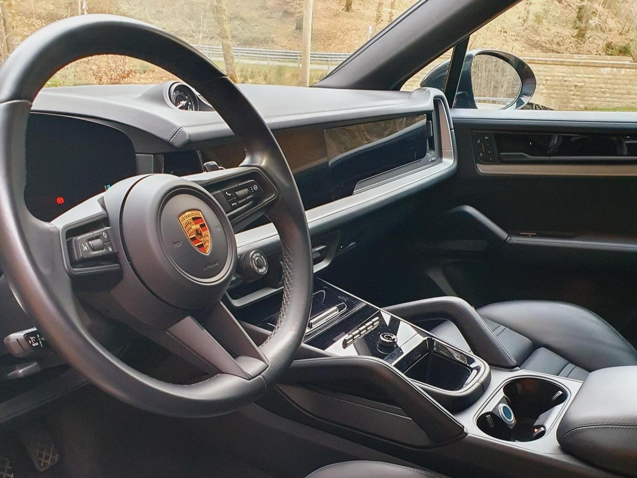 Porsche Cayenne COUPE (2024) - Photo 4