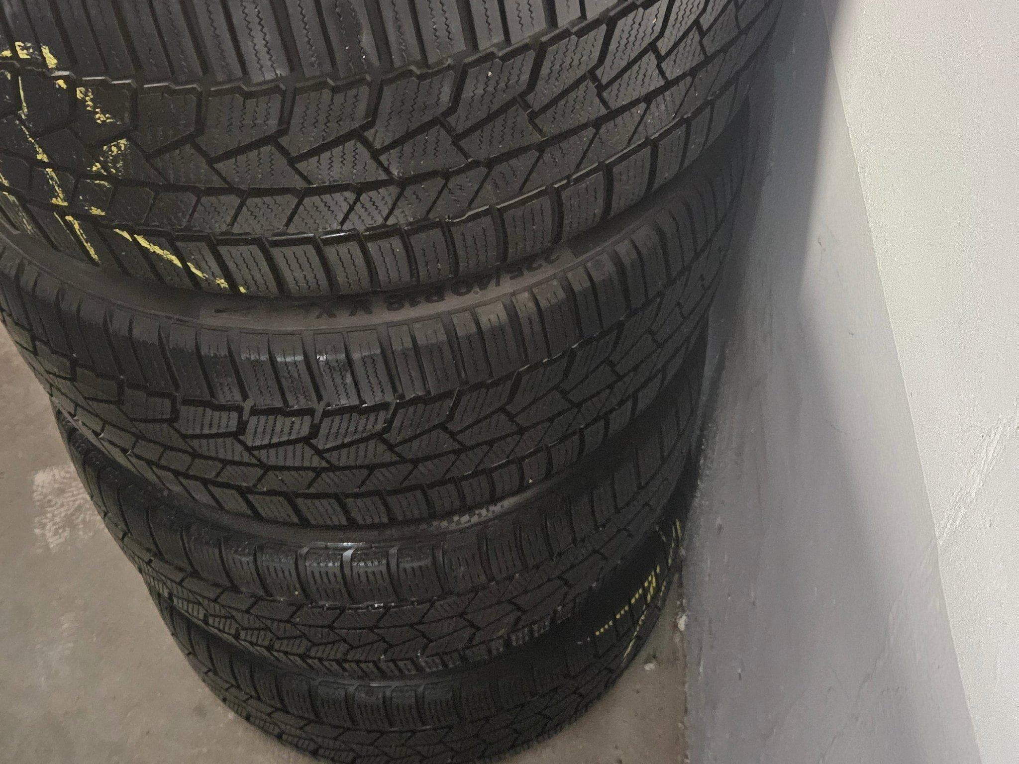 pneus – 18 - Photo 1