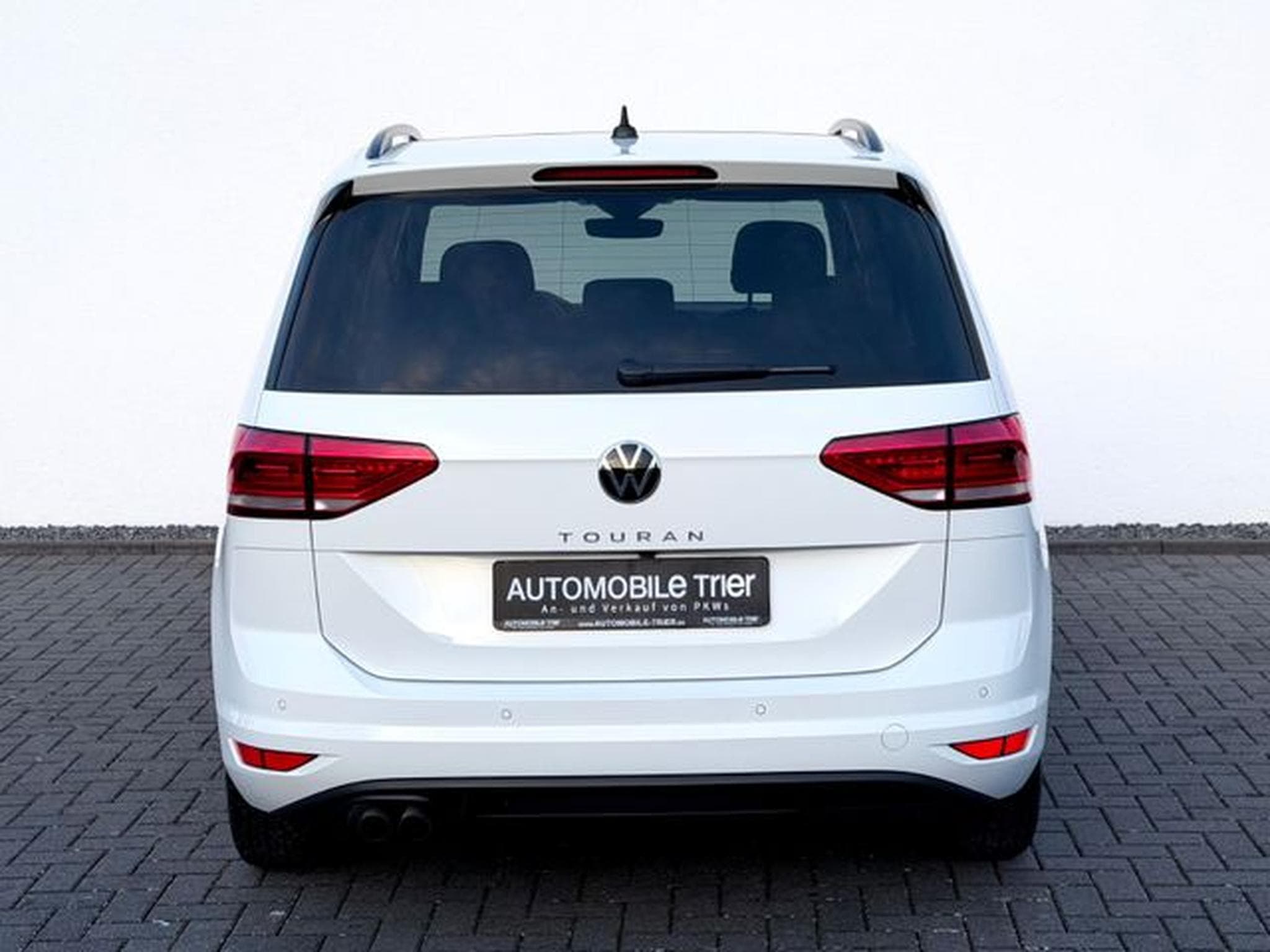 VW Touran Touran 2.0 TDI DSG /NAVI/CAM/MASSAGE/GARANTIE/ (2024) - Foto 6