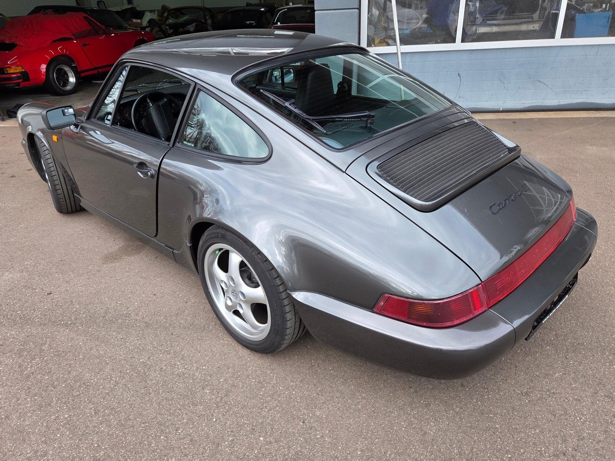 Porsche 911 964 C2 Coupe (1991) - Photo 2