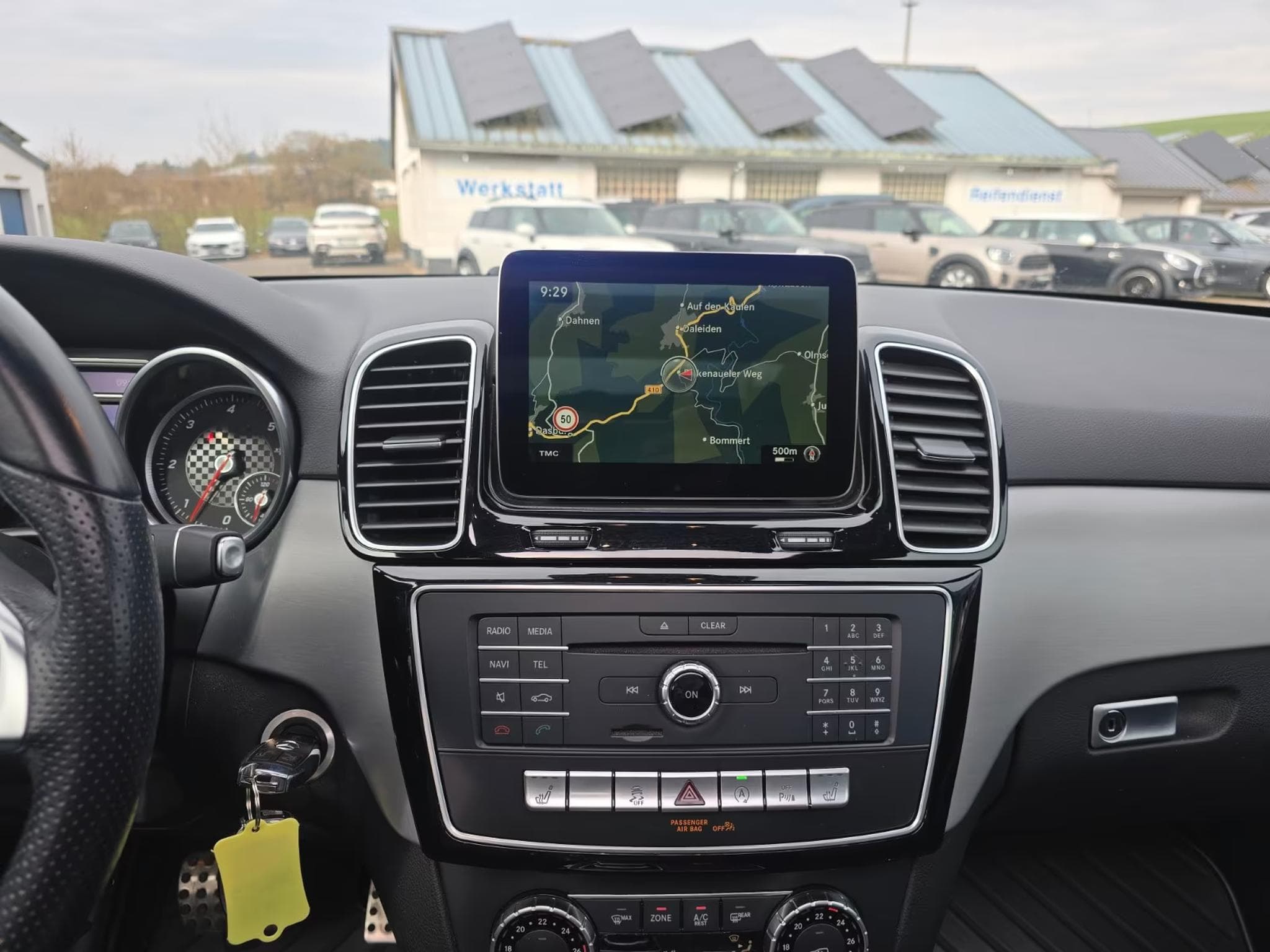 Mercedes GLE 350 d 4 Matic AMG Line AHK Comand LED 21" 360 KAMERA (2016) - Photo 4