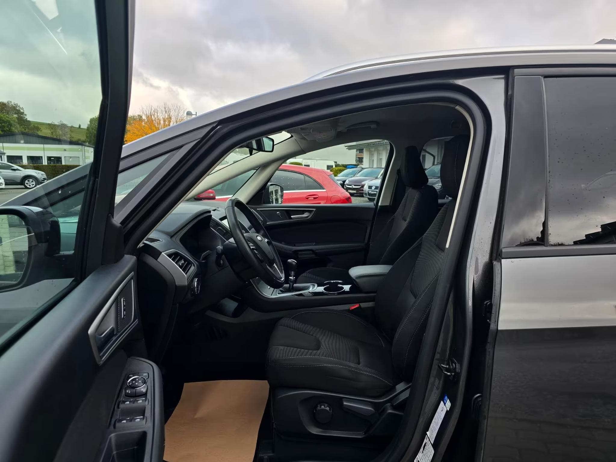 Ford S-Max 1.5 EcoBoost 7-S. NAVI DAB 18" ALU (2017) - Foto 3