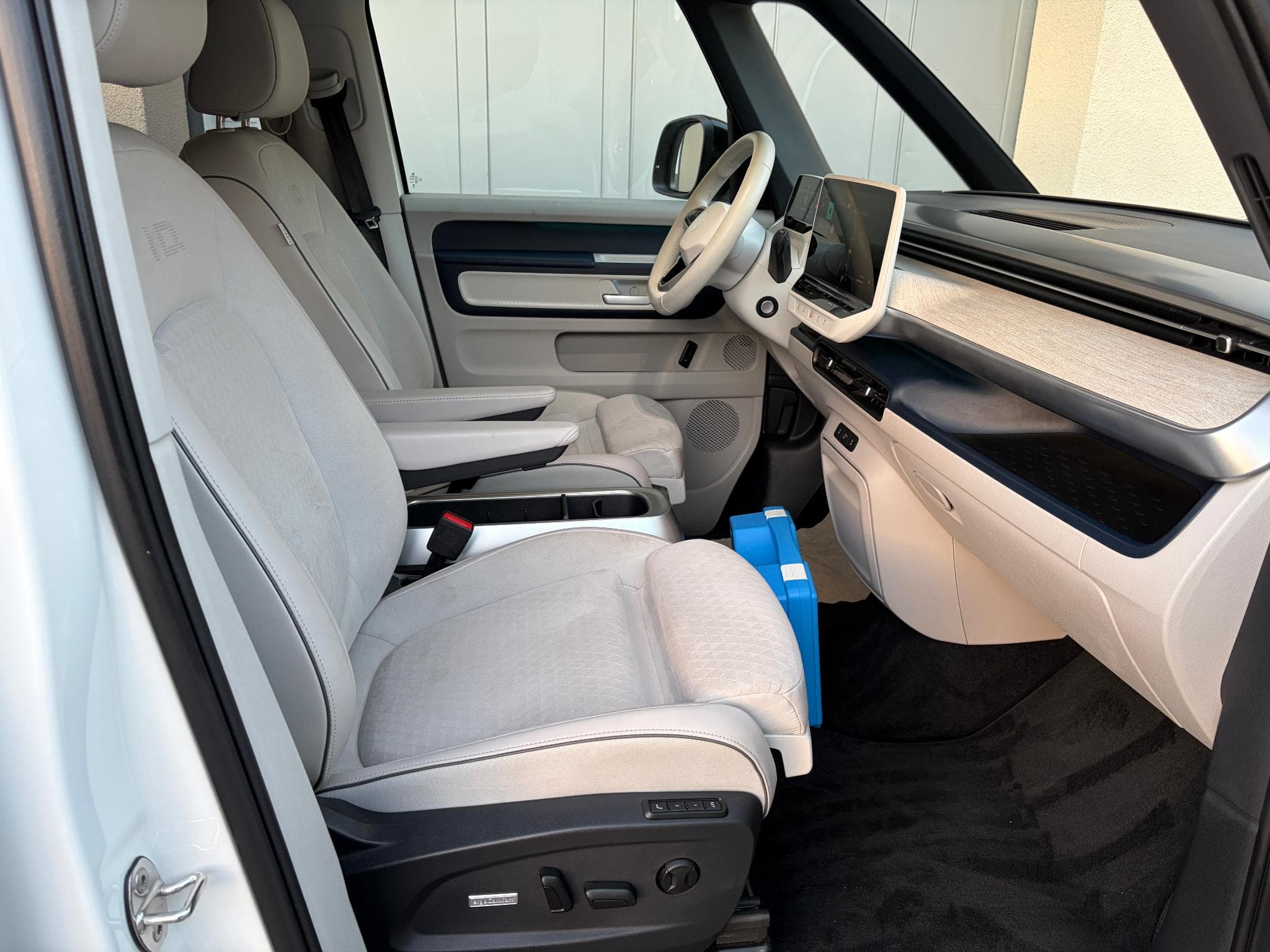 VW ID.Buzz 150 KW Pro (2023) - Foto 15