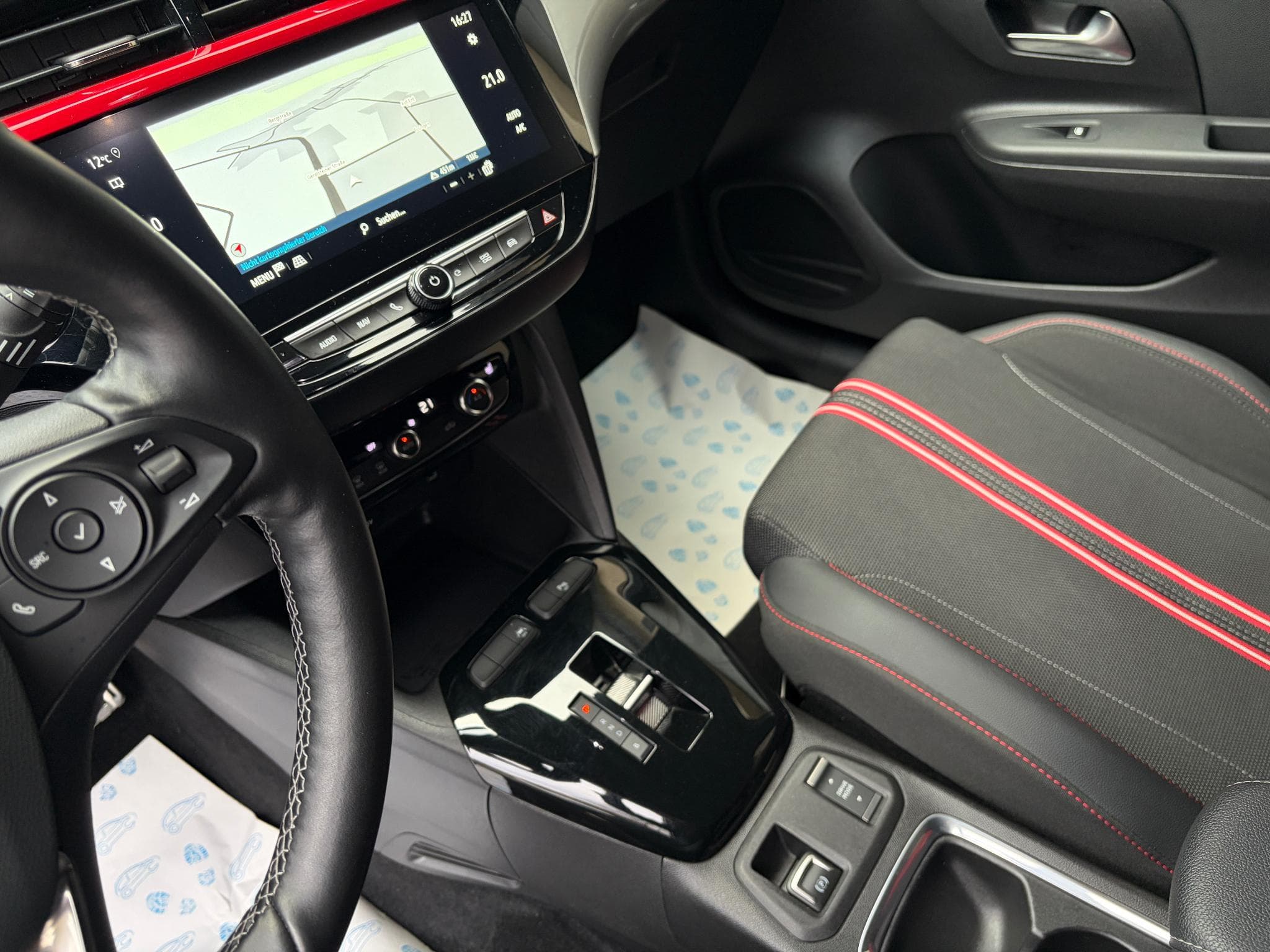 Opel Corsa -e GS Line (2023) - Photo 16