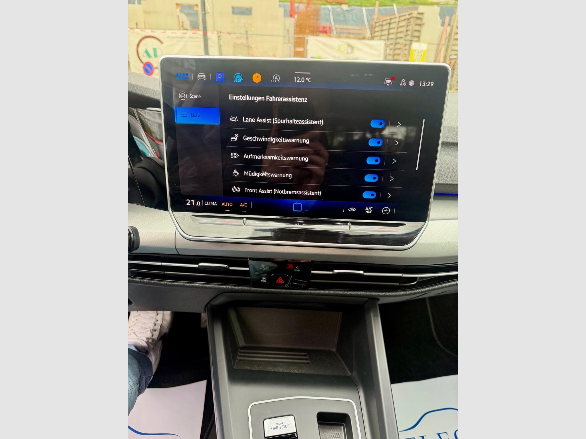 VW Golf VIII 2.0 TDI 150 DSG7 LIFE (2025) - Photo 14