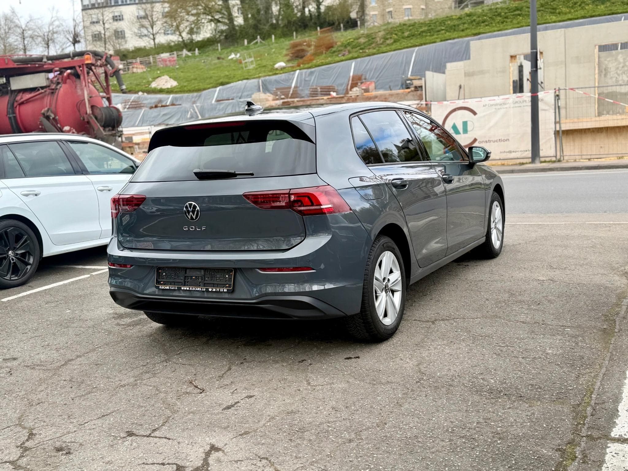 VW Golf VIII 2.0 TDI 150 DSG7 LIFE (2025) - Photo 6