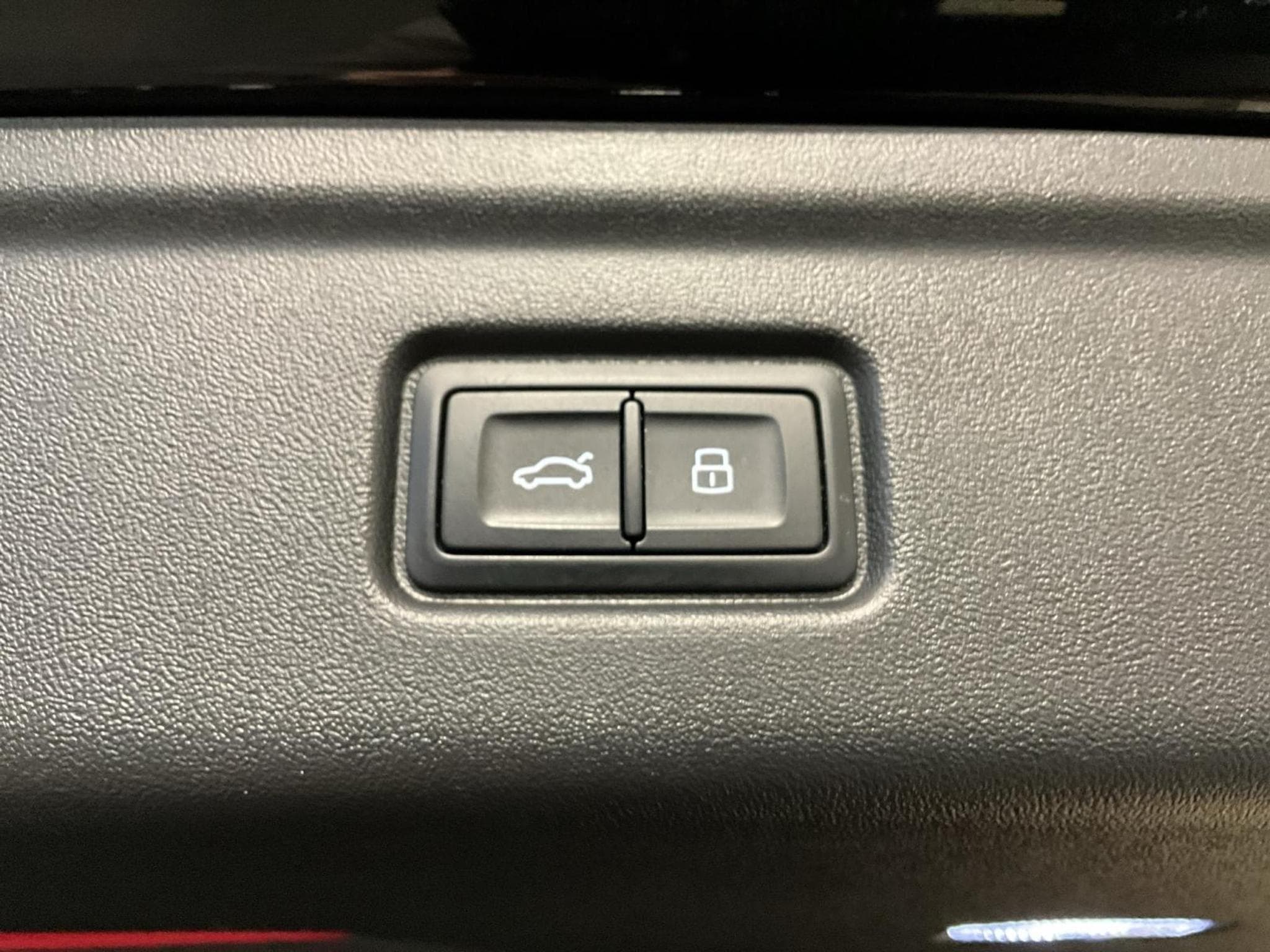 Audi S6 e-tron Tech-pro+P.Winter+AHK+LM21 (2025) - Foto 18