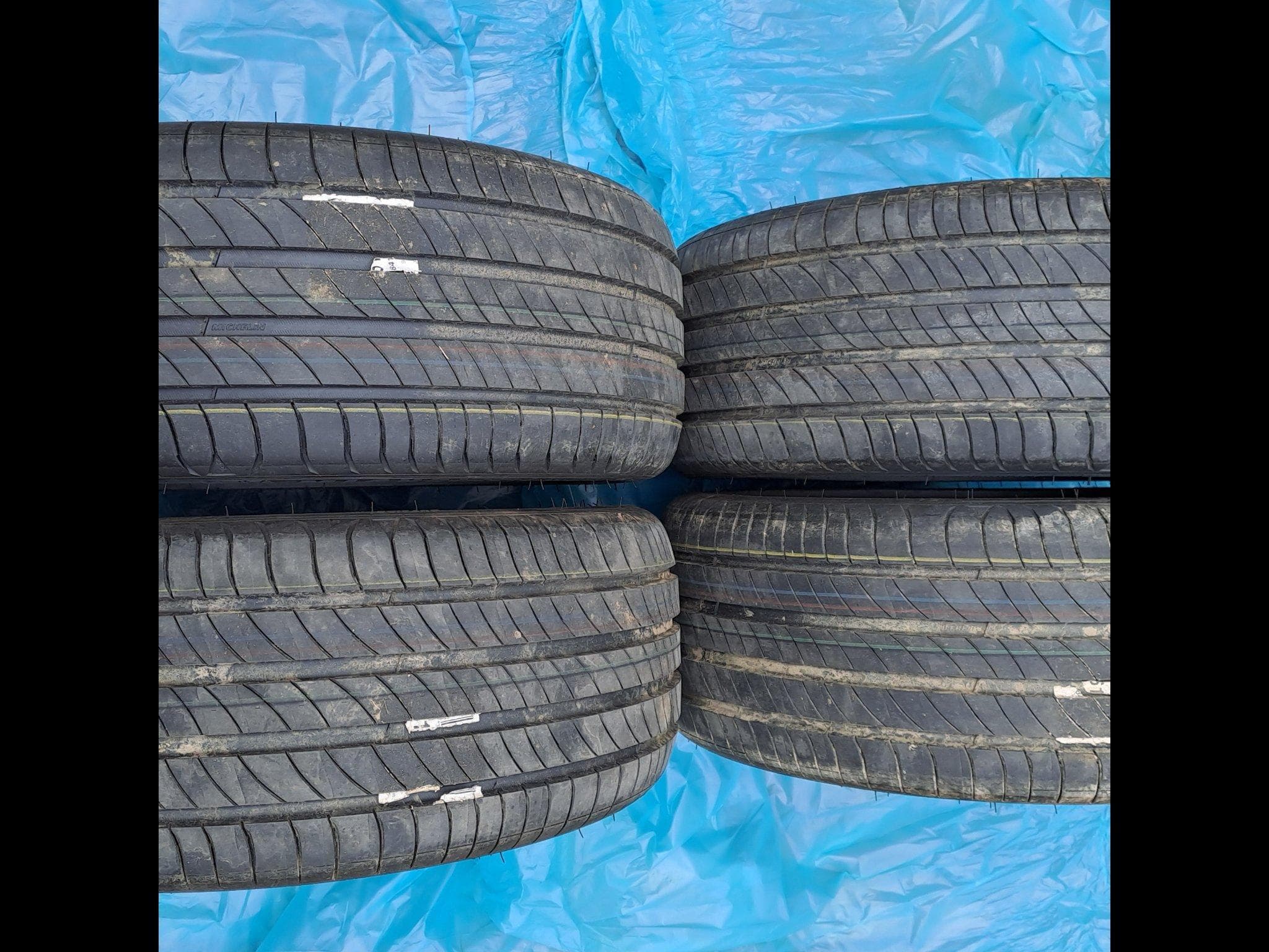 pneus – 18 - Photo 1