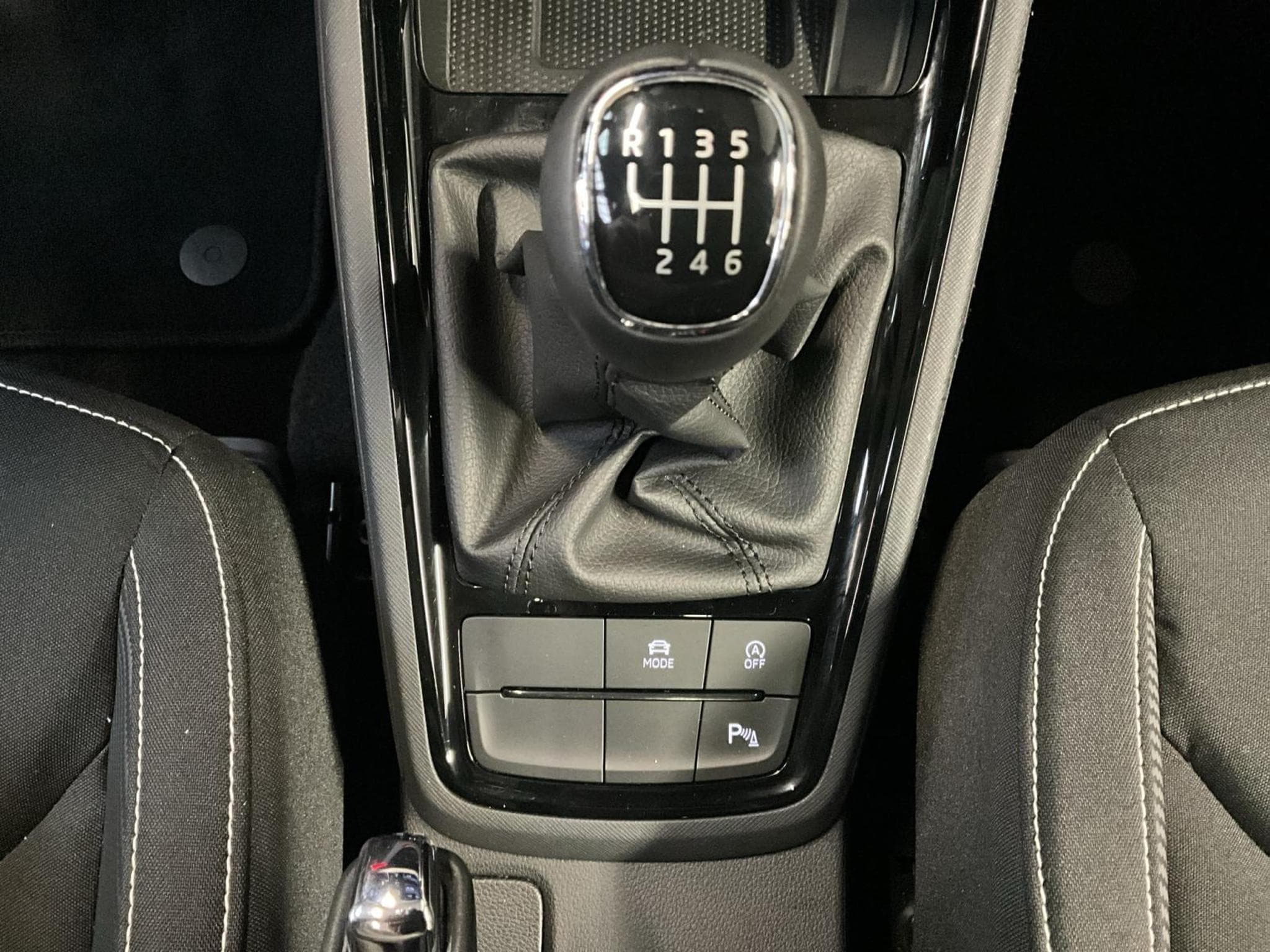 Skoda Scala Monte-Carlo+BVM+Pano+Navi (2024) - Photo 12