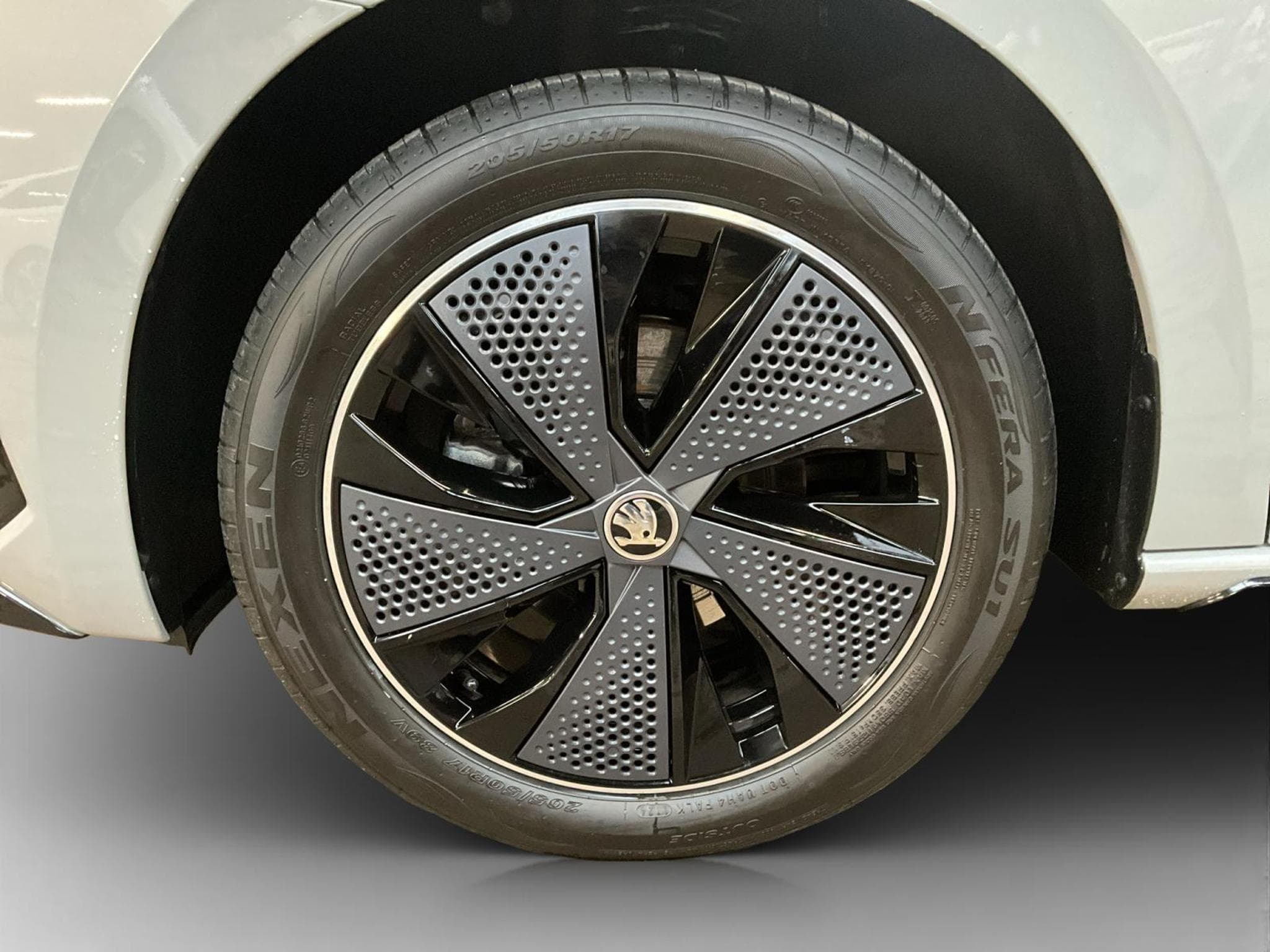 Skoda Scala Monte-Carlo+BVM+Pano+Navi (2024) - Photo 8