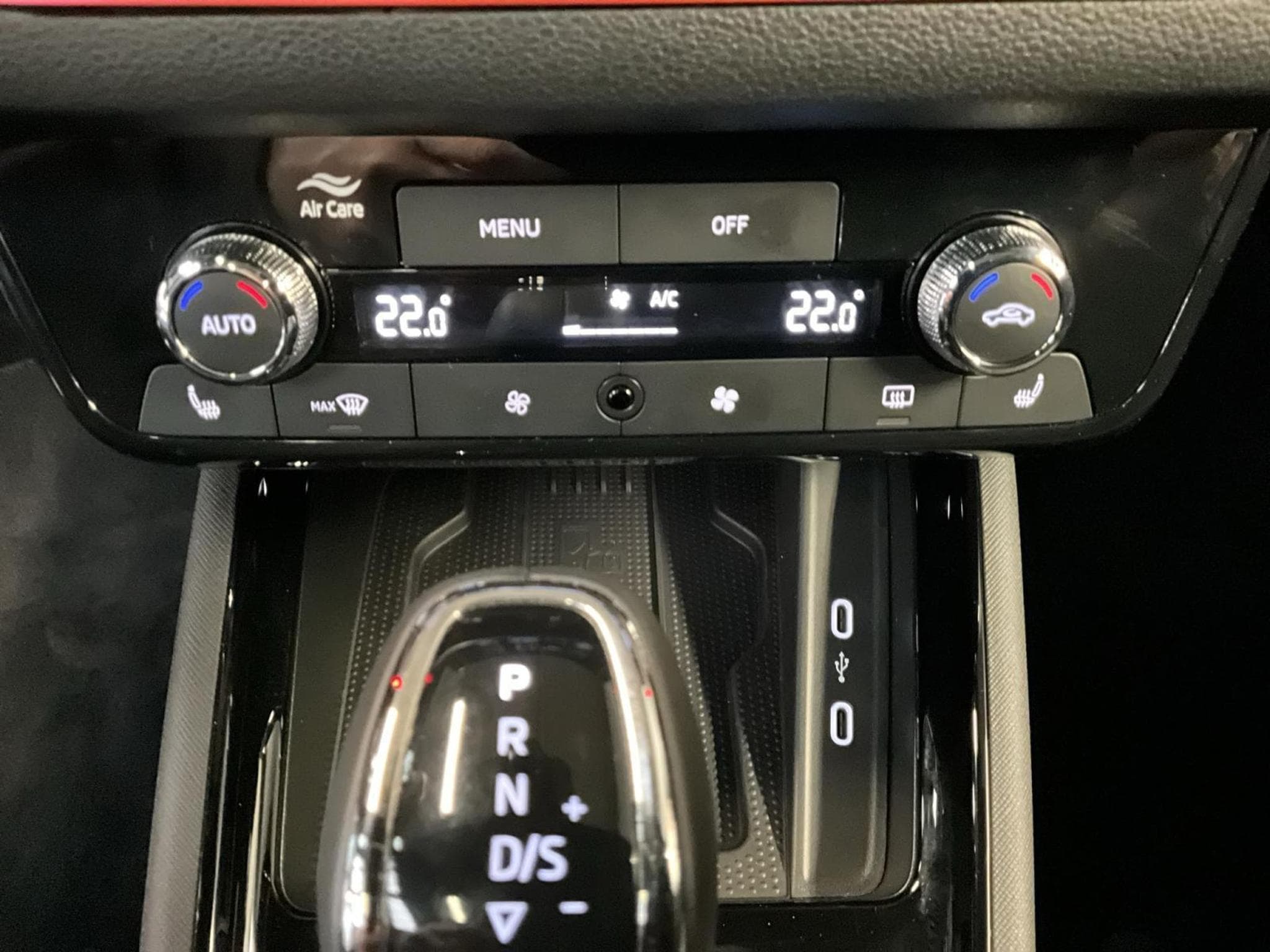 Skoda Scala Monte-Carlo+DSG+LED+NAVI (2025) - Foto 16