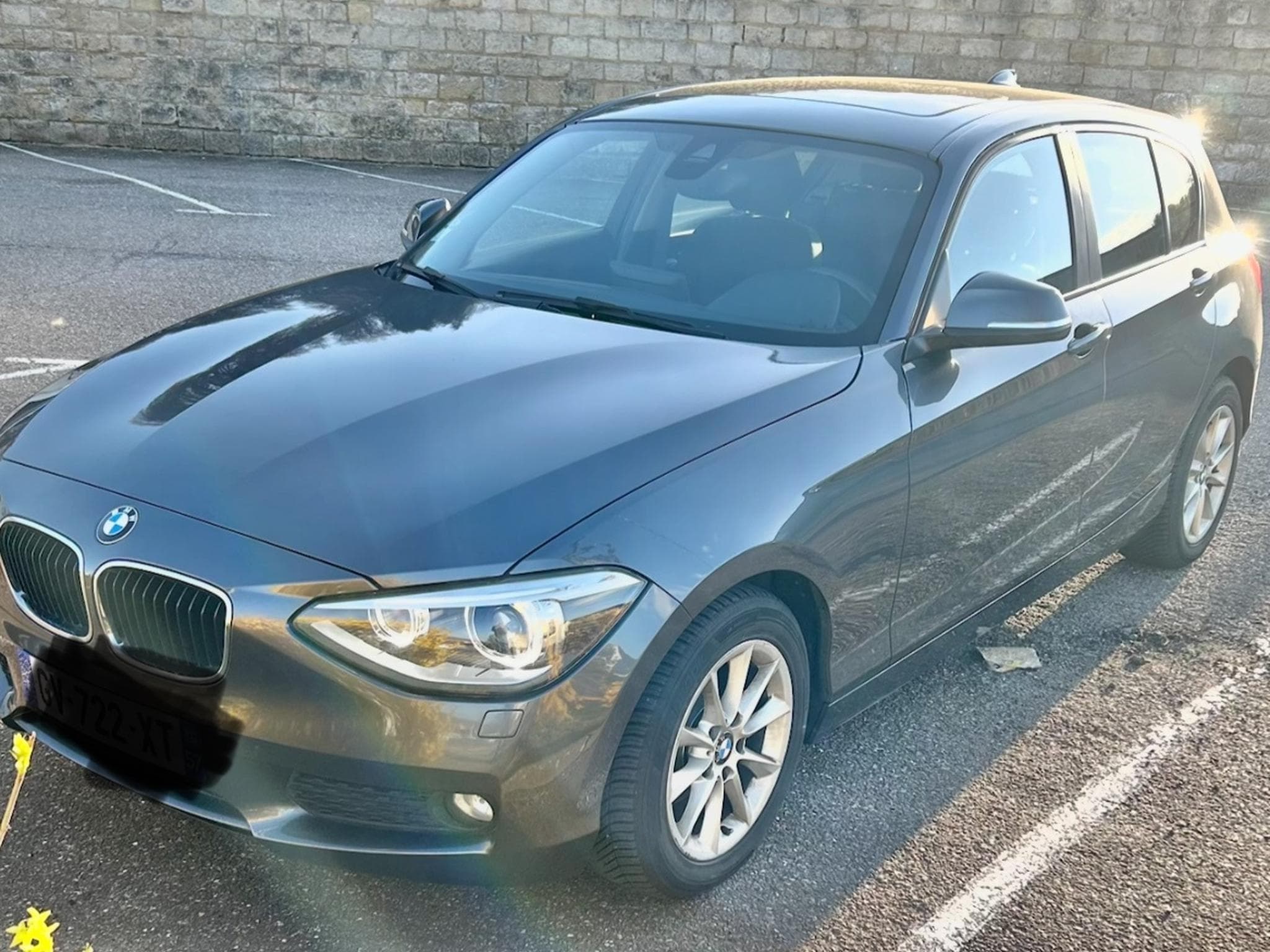 BMW Série 1 Lounge (2013) - Photo 2