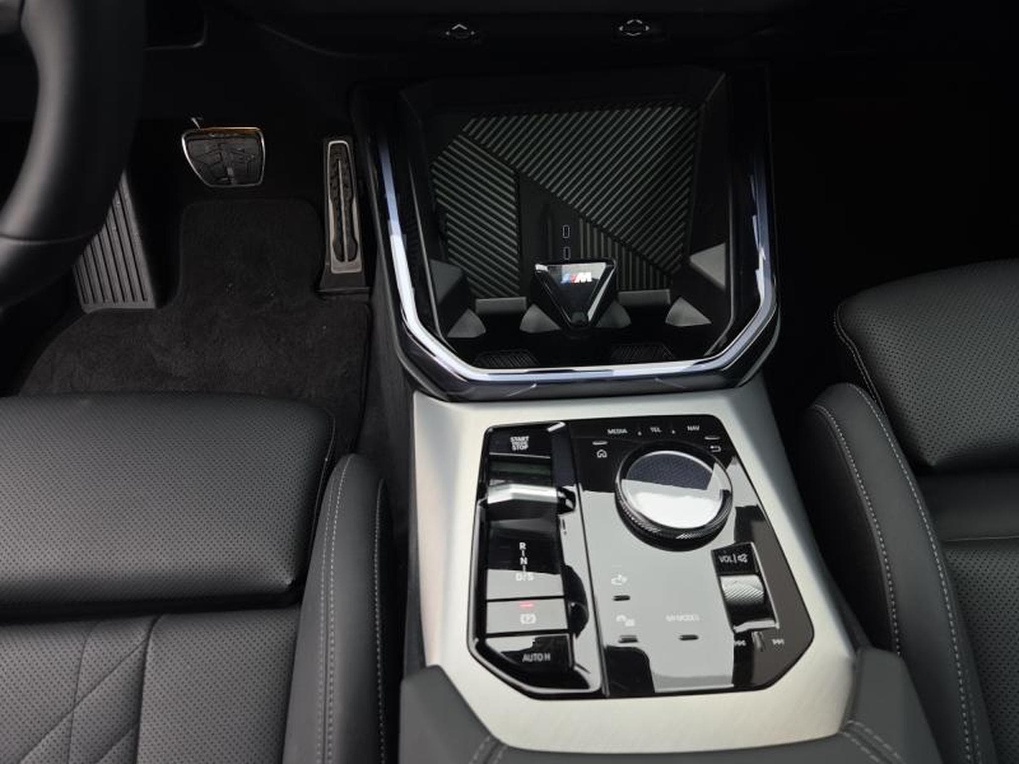 BMW X3 xDrive30e / Hybride (2025) - Photo 13