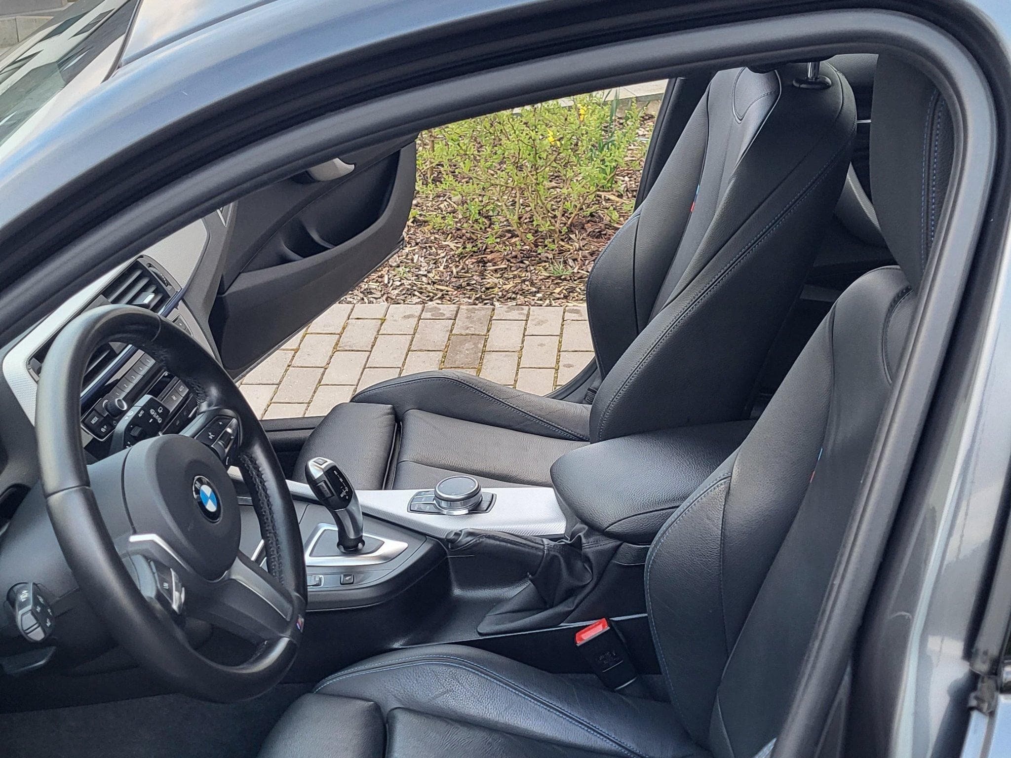 BMW 118 M sport (2019) - Photo 8