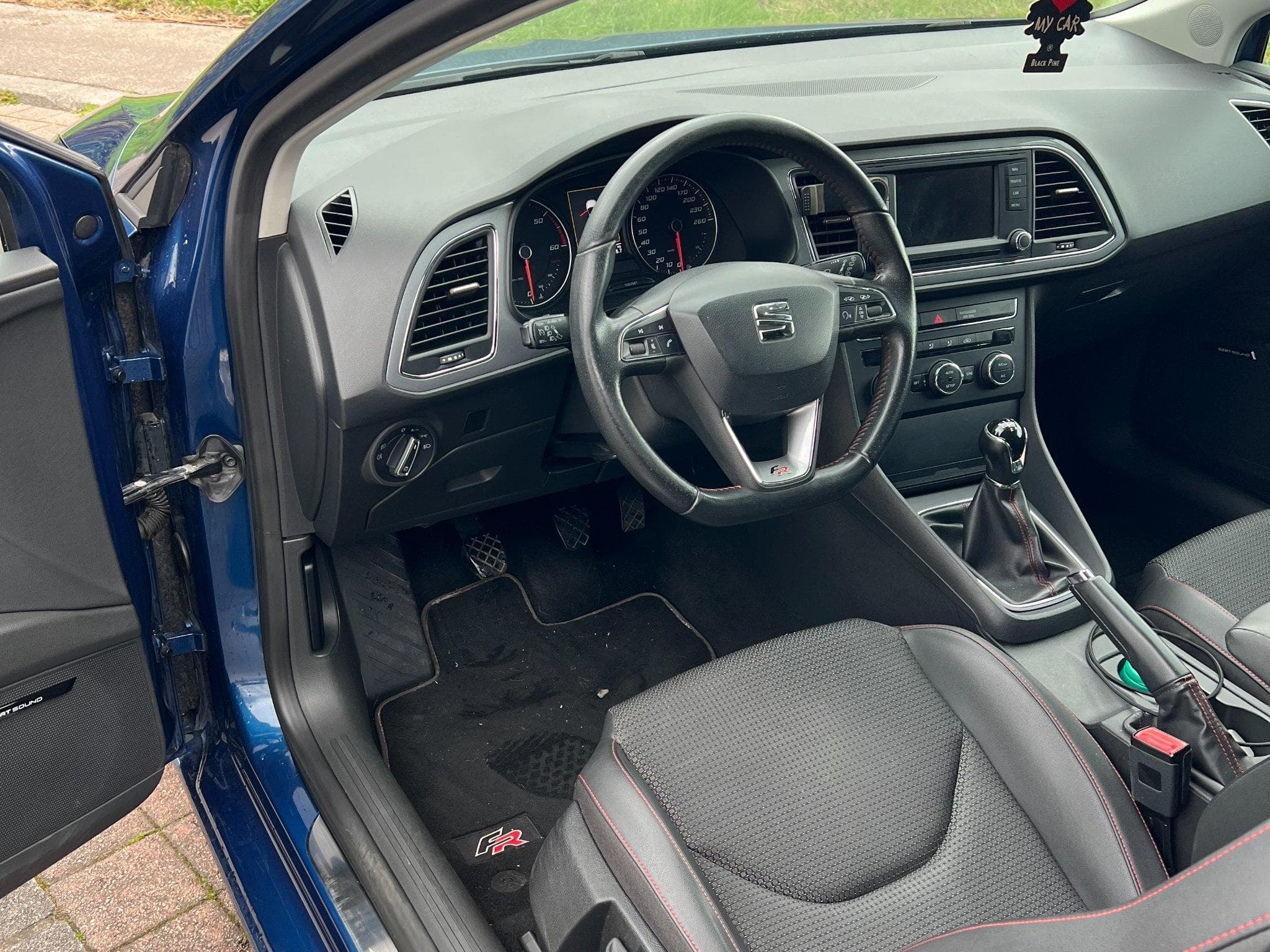 Seat Leon FR (2014) - Photo 3