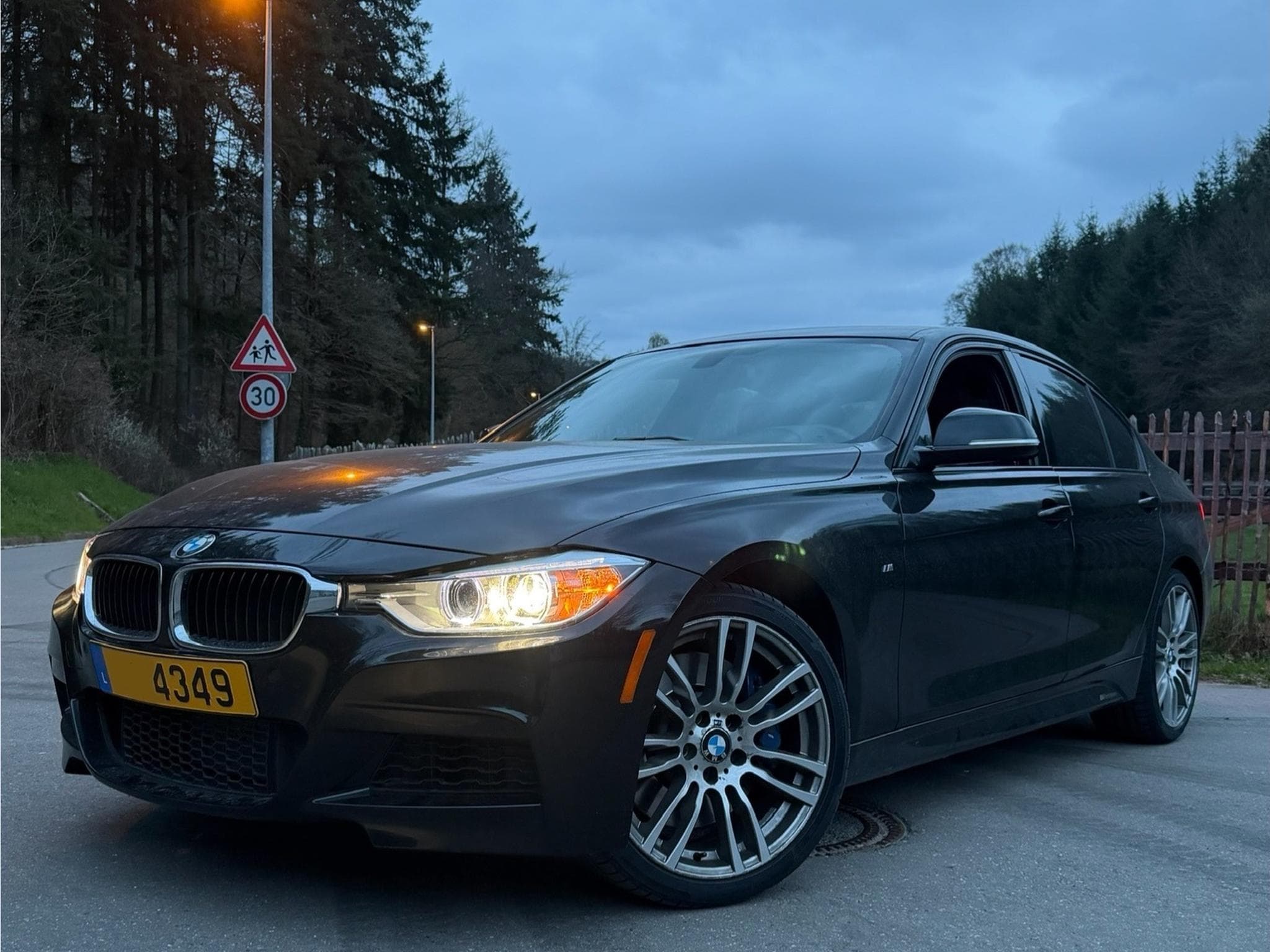 BMW 335 Sport M 335 ix (2014) - Photo 1