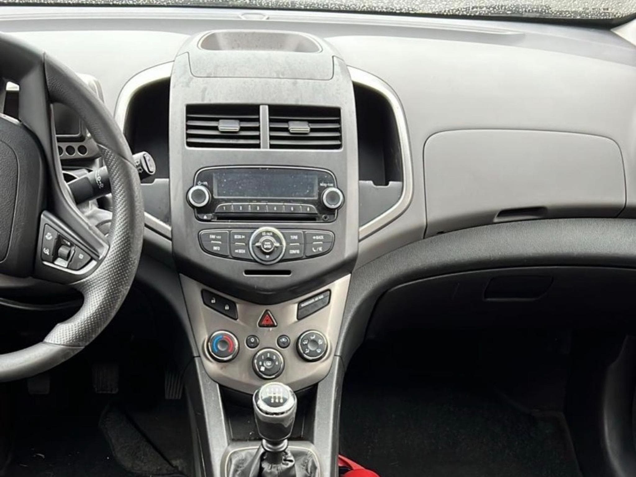 Chevrolet Aveo (2014) - Foto 3