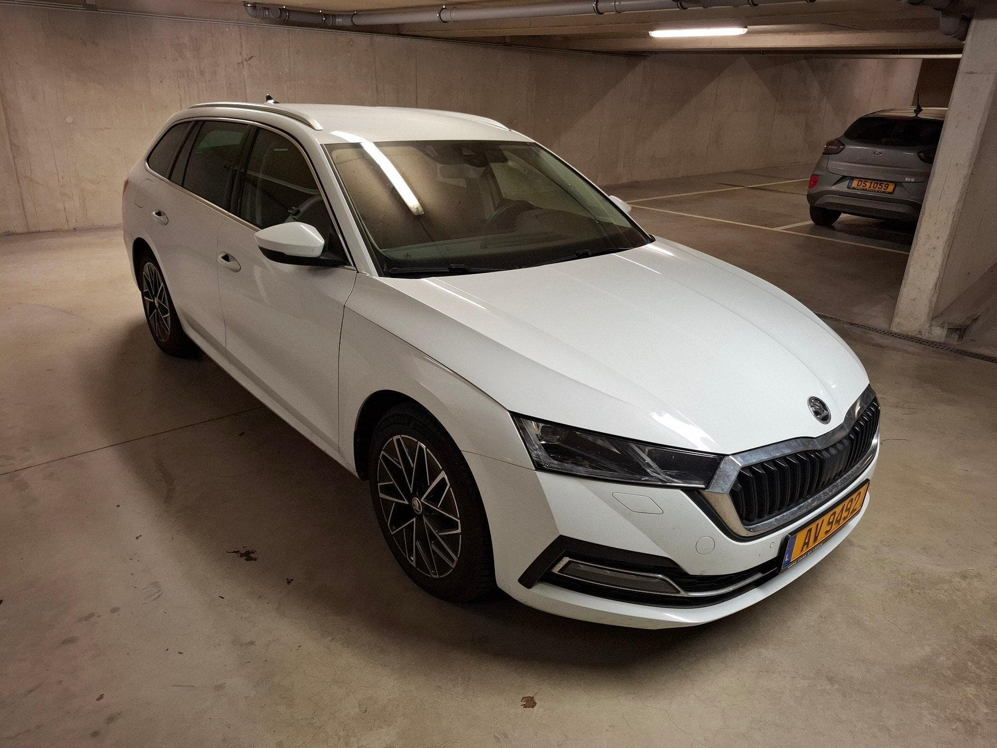 Skoda Octavia Ambition (2024) - Foto 1