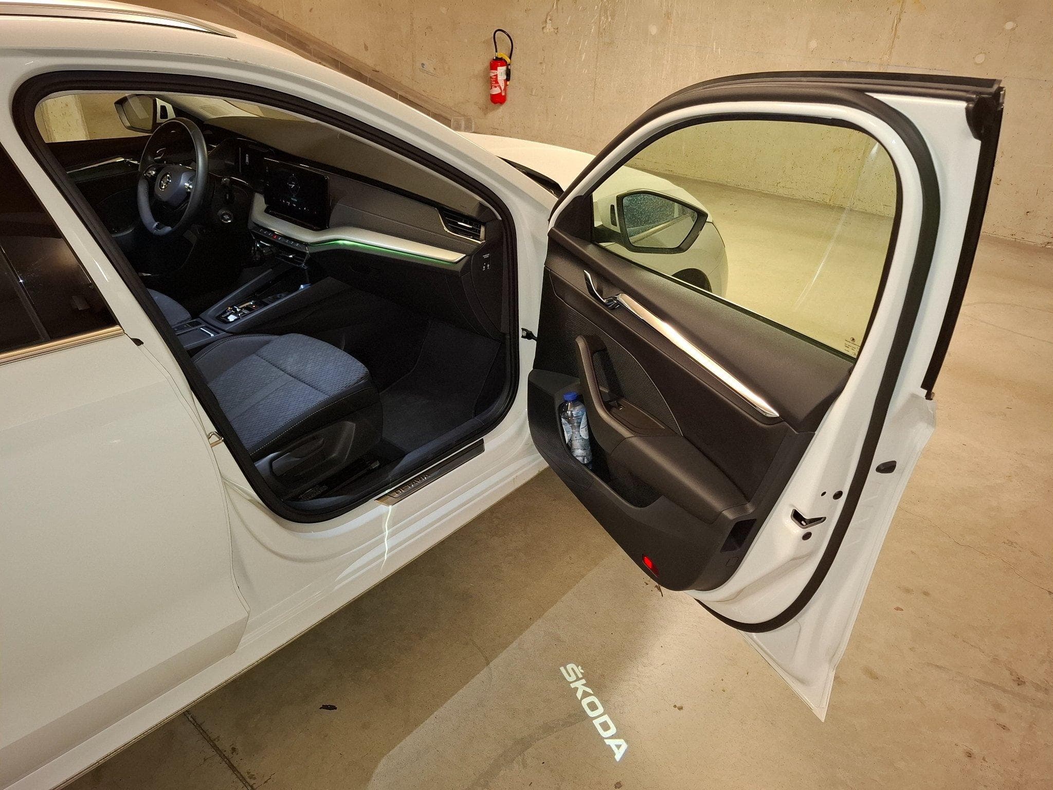 Skoda Octavia Ambition (2024) - Foto 3