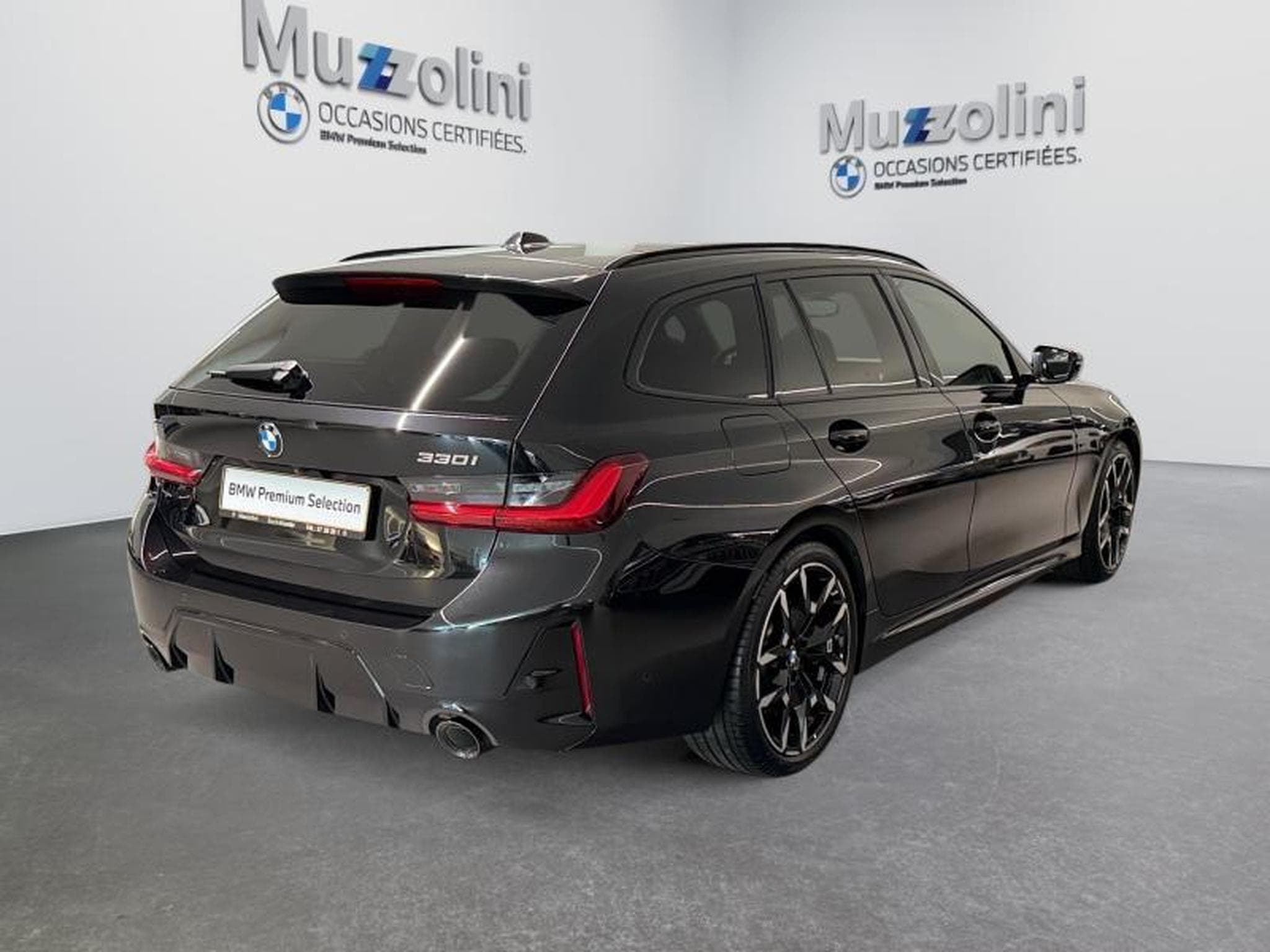 BMW 330 xDrive Touring M-SPORT PRO (2025) - Foto 16