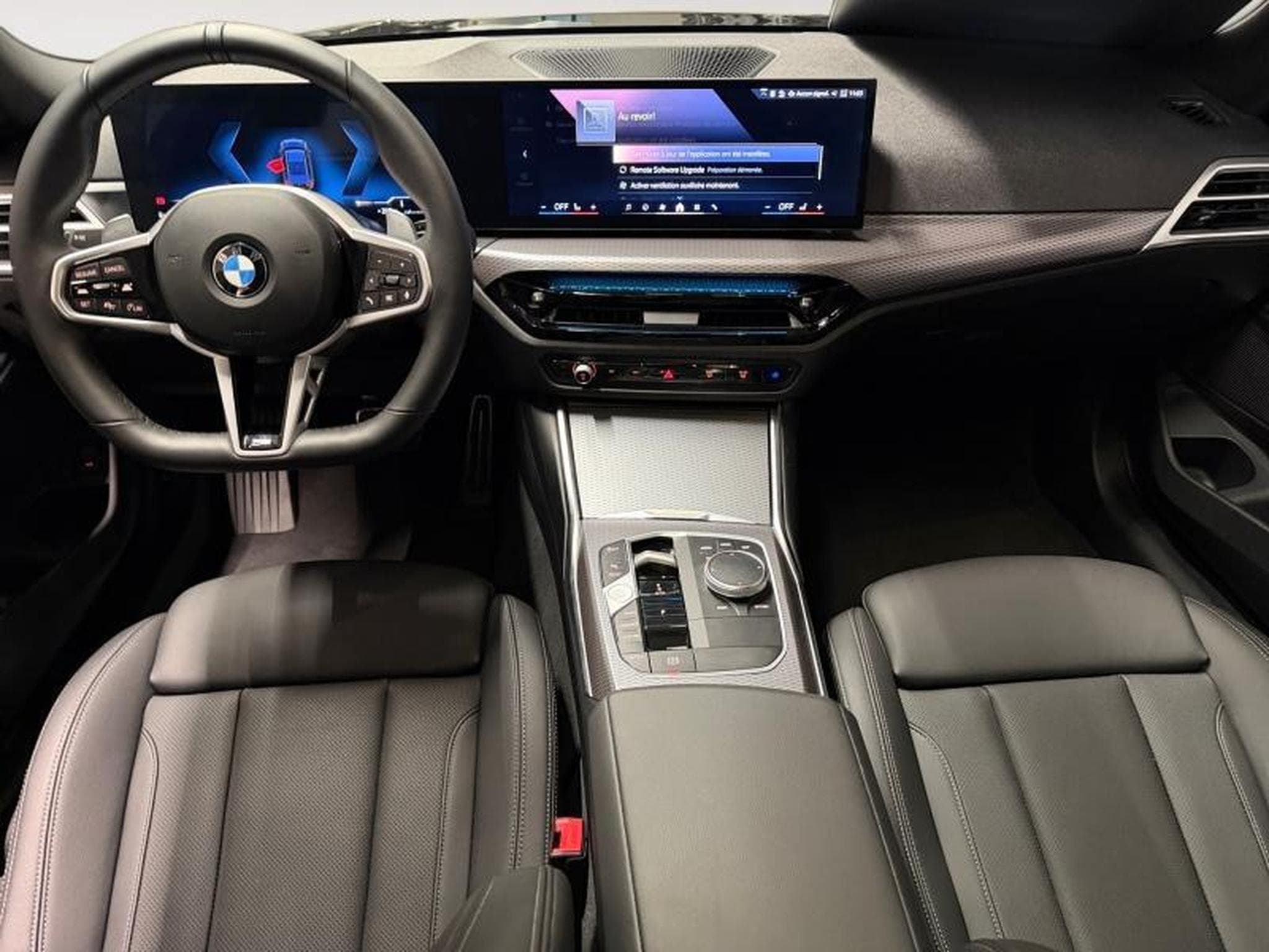 BMW 330 xDrive Touring M-SPORT PRO (2025) - Foto 7