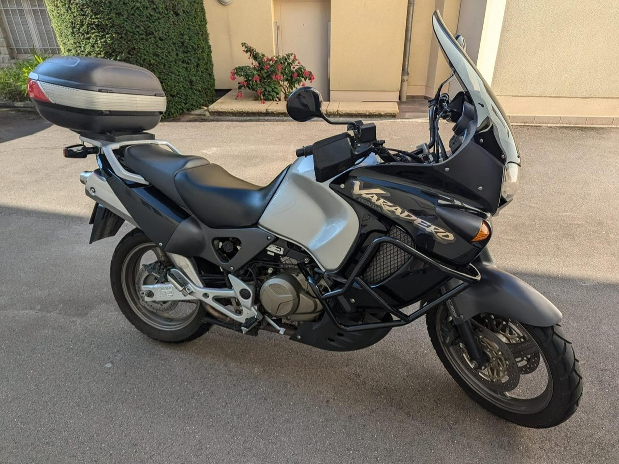 Honda Varadero (2001) - Photo 1