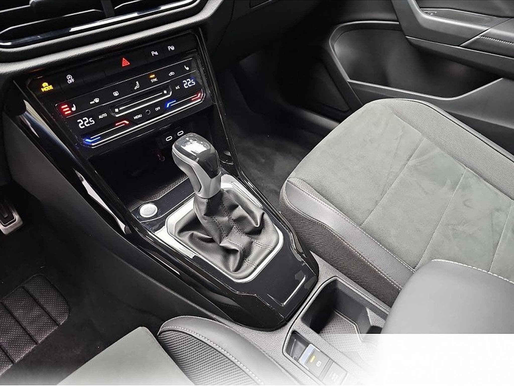 VW T-Roc (2026) - Foto 11