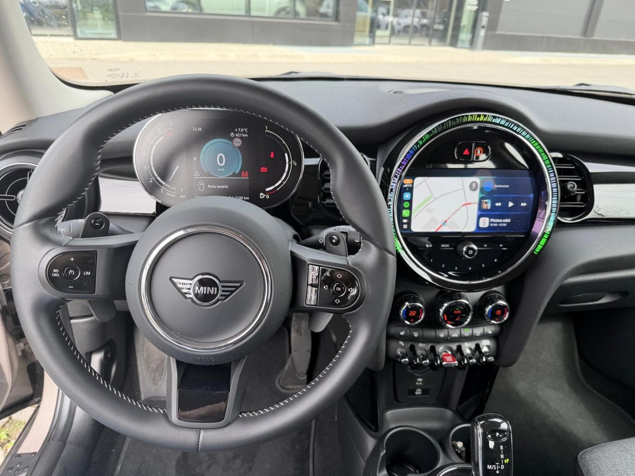 Mini Cooper Cooper S-Garantie-Bandes possible (2023) - Photo 9