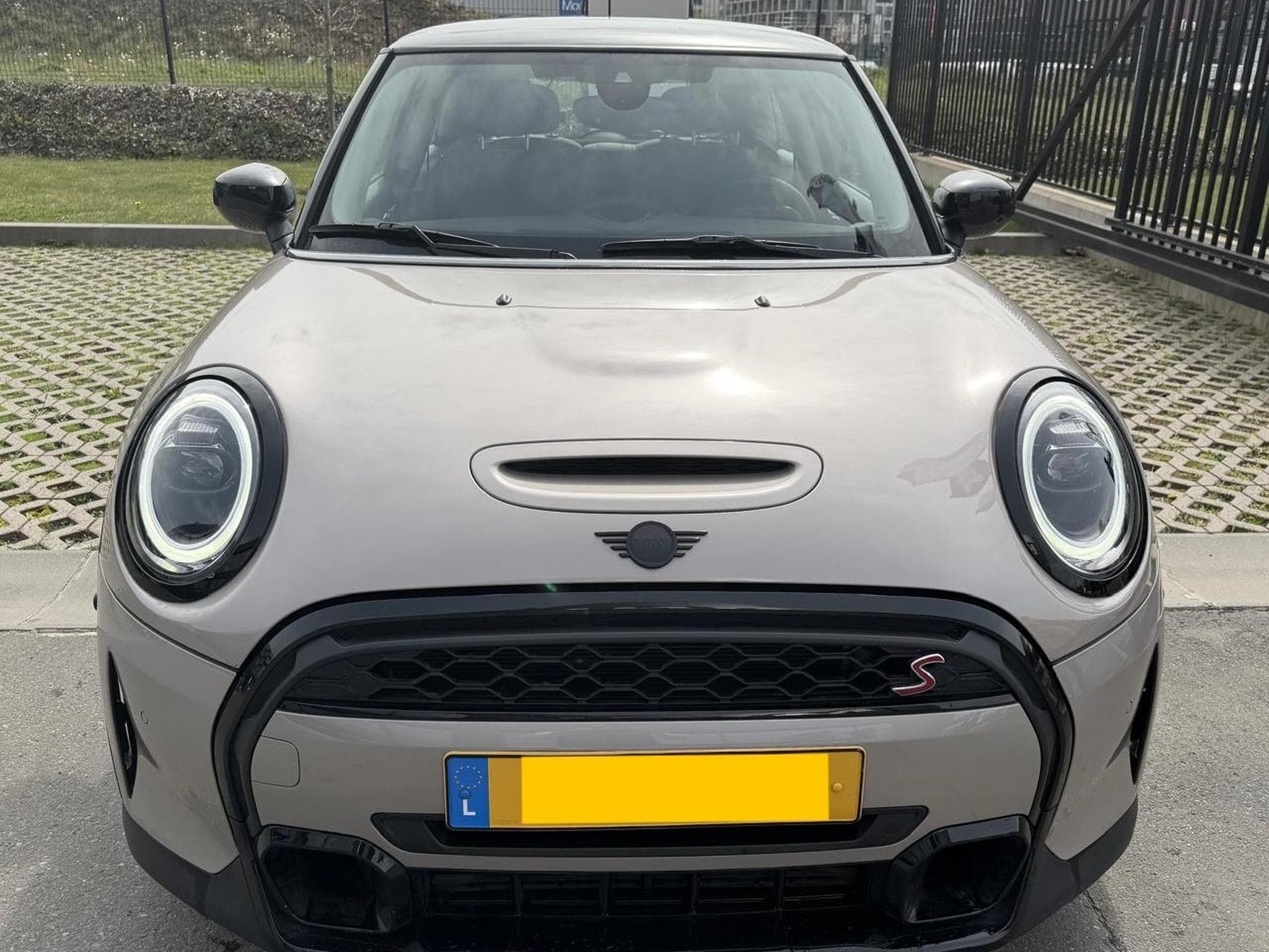 Mini Cooper Cooper S-Garantie-Bandes possible (2023) - Photo 2