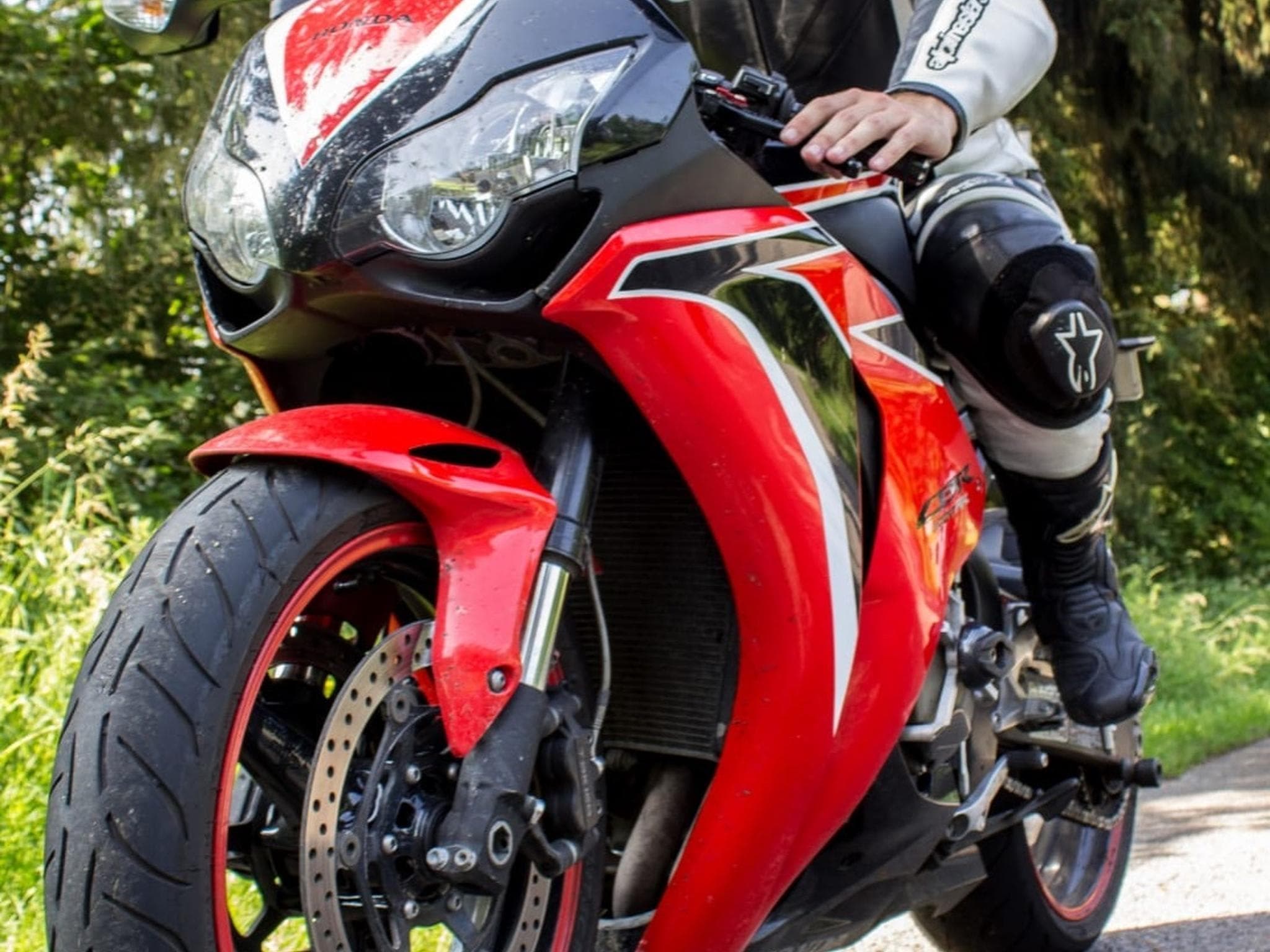 Honda CBR 1000 RR (2009) - Photo 4