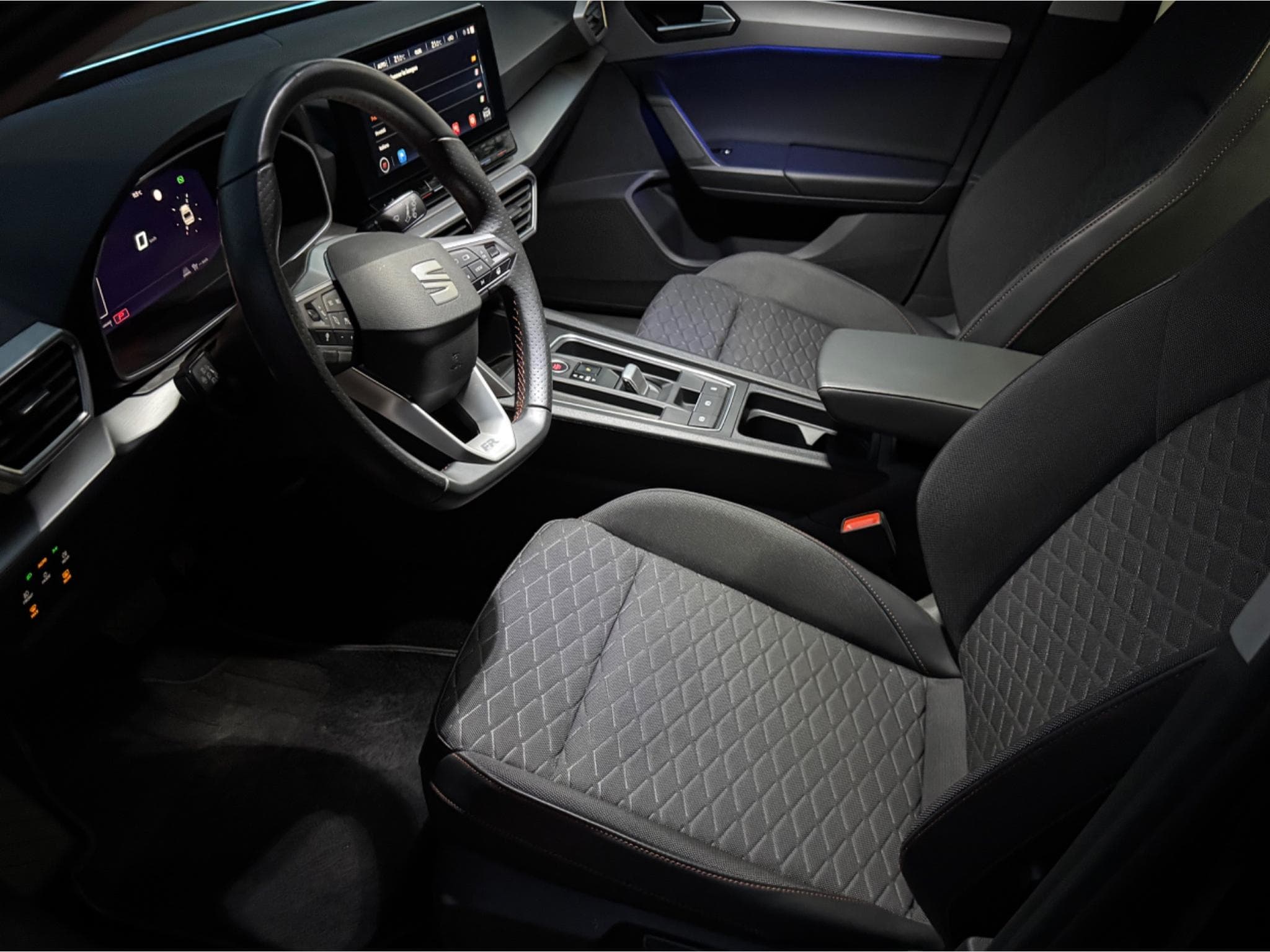 Seat Leon FR (2023) - Foto 8