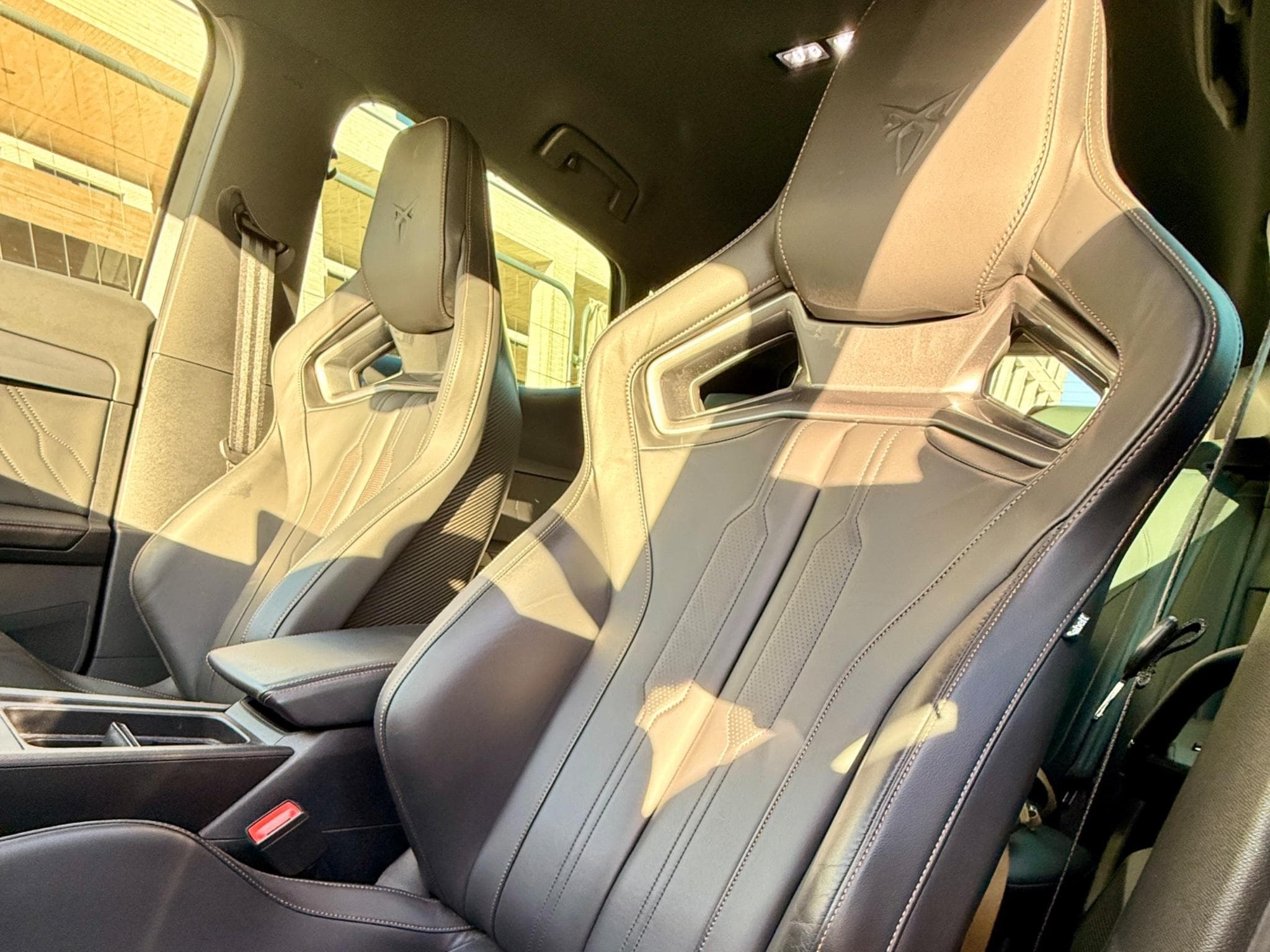 Cupra Formentor VZ5 (2022) - Foto 8